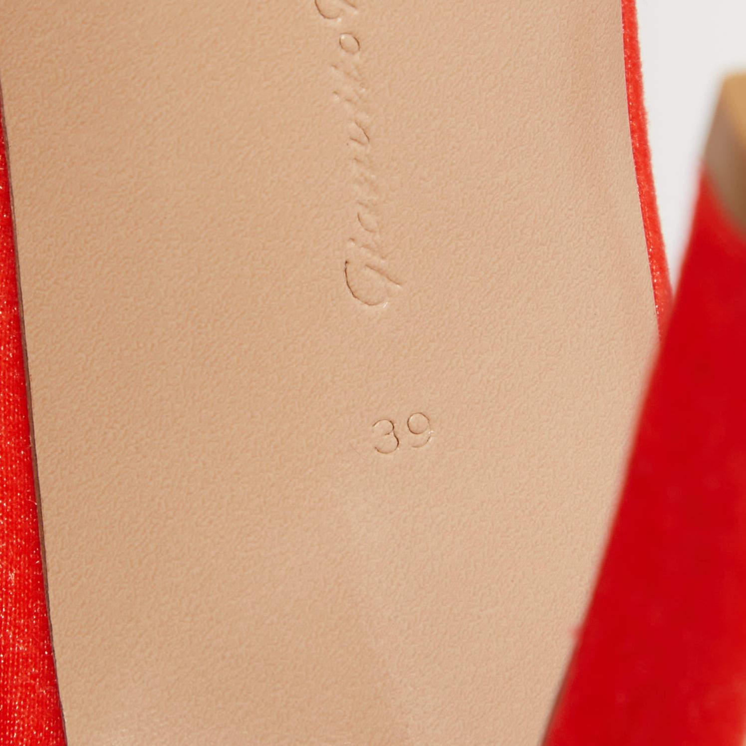 Gianvito Rossi Poppy Red Velvet Embellished Britney Sandals Size 39 For Sale 3
