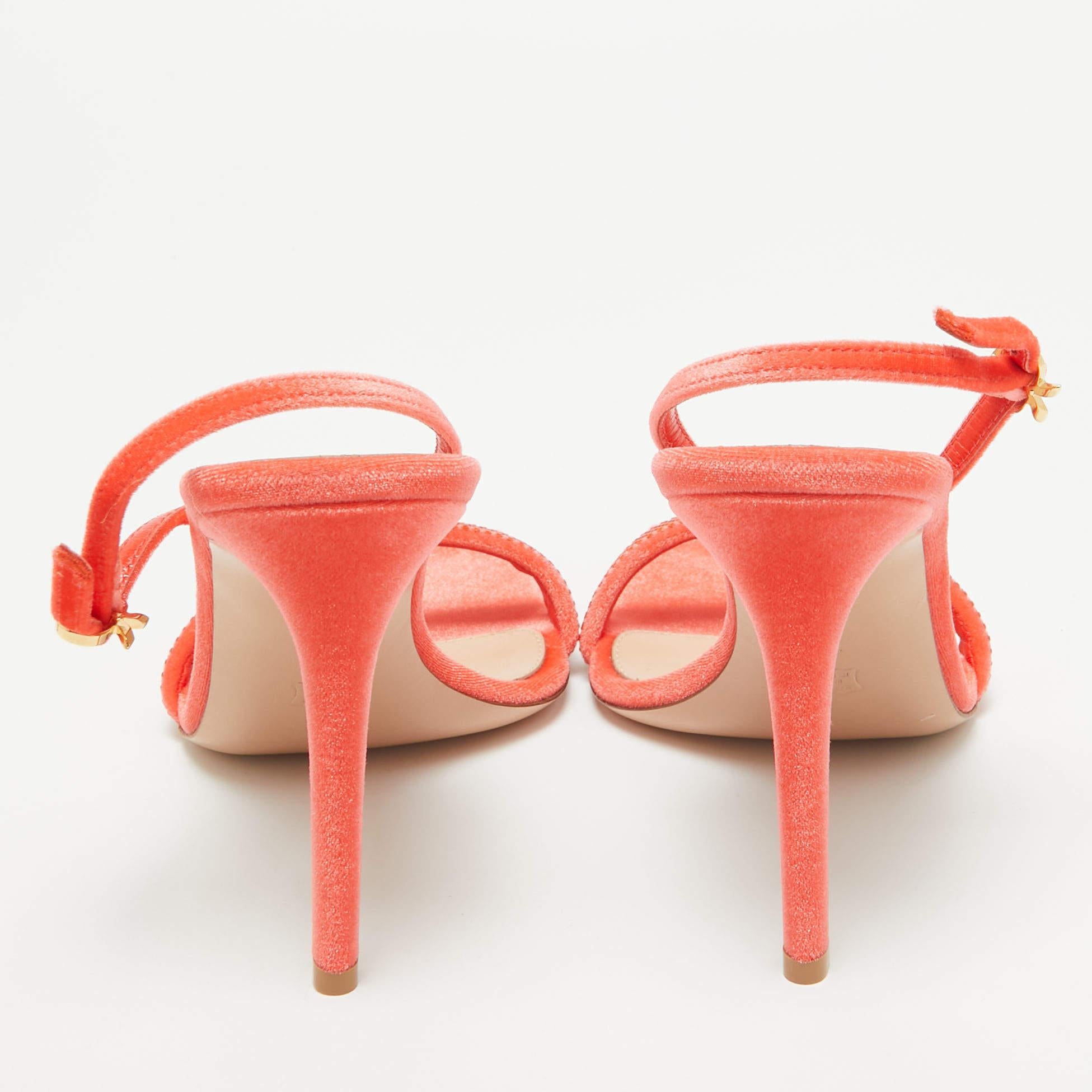 De las mujeres Gianvito Rossi Sandalias de terciopelo rojo amapola con adornos Britney Talla 40 en venta