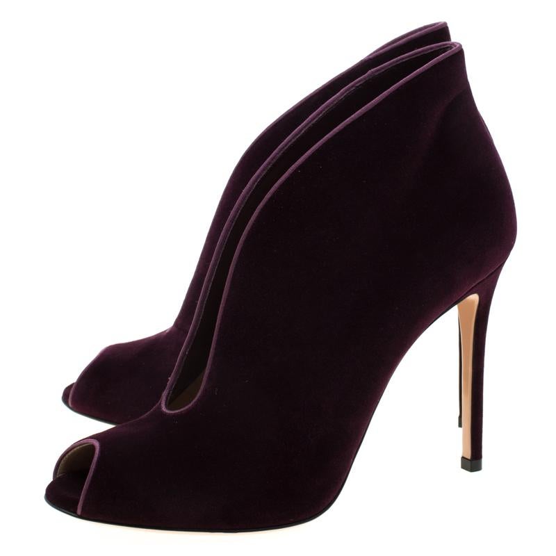 Women's Gianvito Rossi Prune Purple Velvet Peep Toe Booties Size 40.5