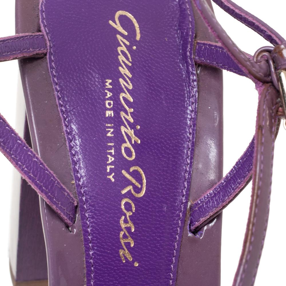 Gianvito Rossi Purple/Brown Patent Leather Slingback Sandals Size 37.5 In Excellent Condition In Dubai, Al Qouz 2