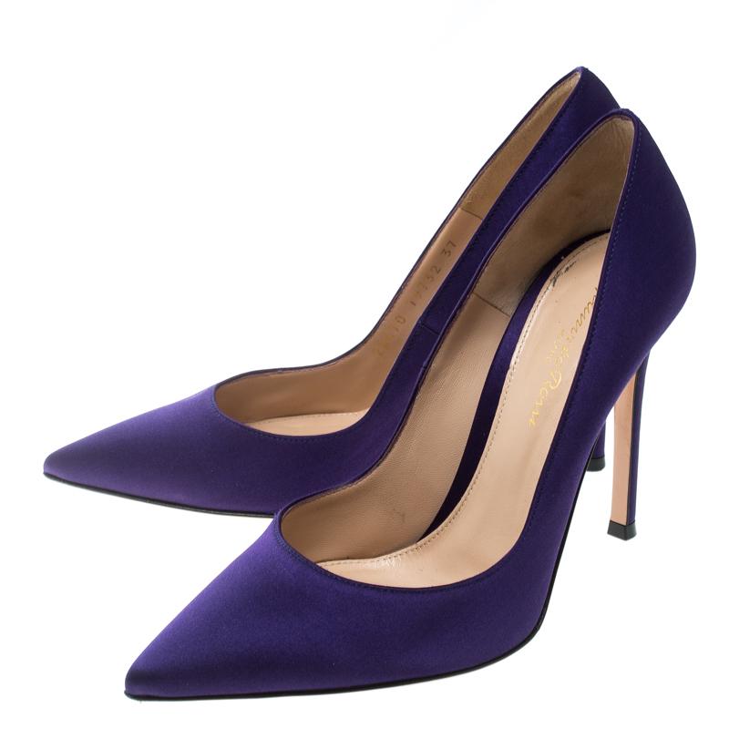 gianvito rossi purple pumps