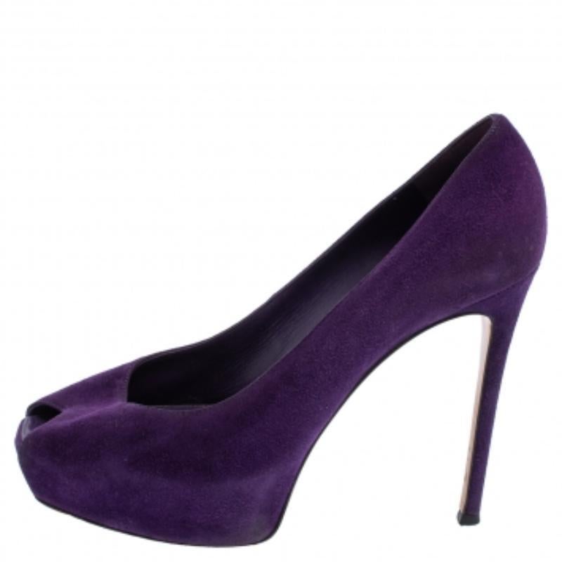 Women's Gianvito Rossi Purple Suede Peep Toe Platform Pumps Size 39.5 For Sale