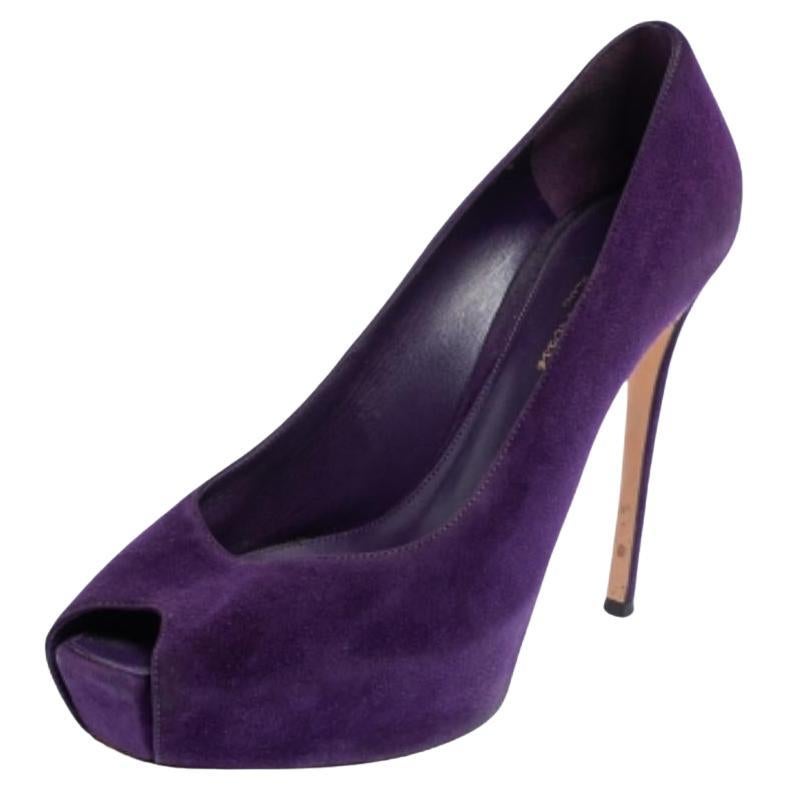 Gianvito Rossi Purple Suede Peep Toe Platform Pumps Size 39.5 For Sale