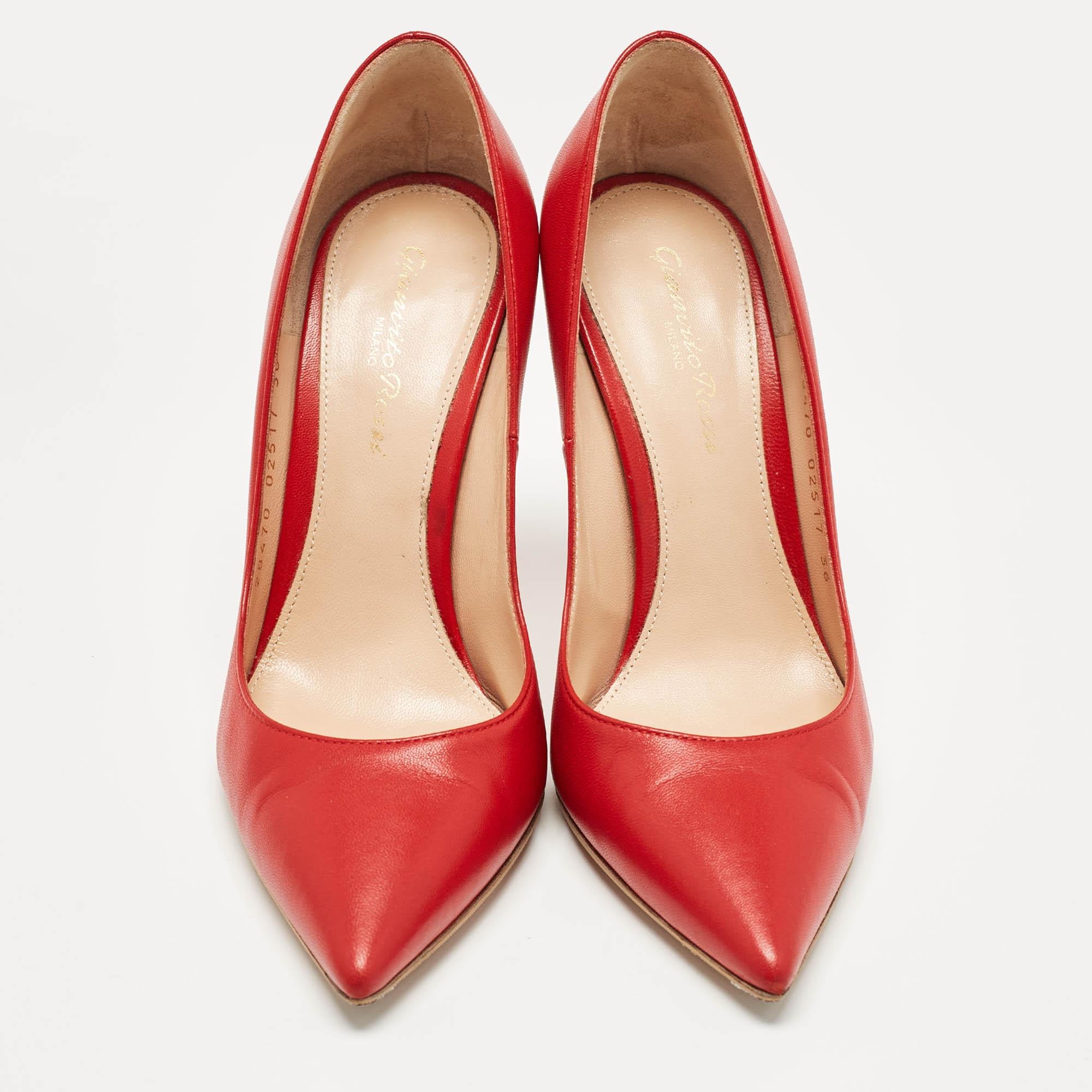 Gianvito Rossi Red Leather Gianvito Pumps Size 36 In Good Condition In Dubai, Al Qouz 2