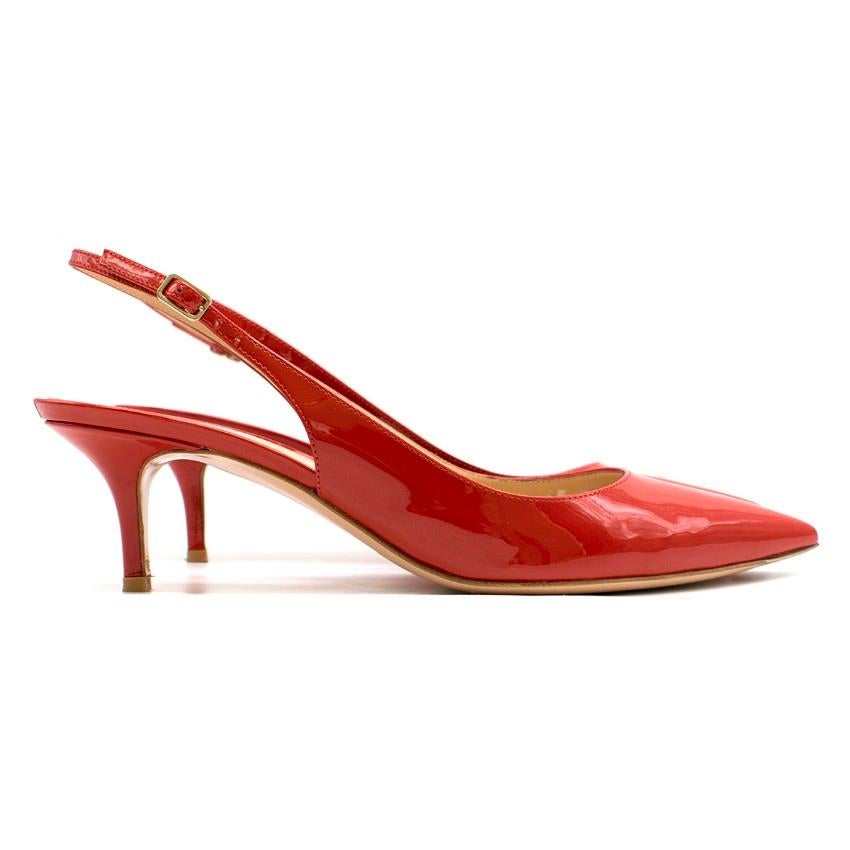 Gianvito Rossi Red Patent Leather Kitten Heel Slingback Sandals

-Red patent leather kitten heels
-Slingback 
-Silver tone buckle closure
-Pointed toe

Please note, these items are pre-owned and may show signs of being stored even when unworn and