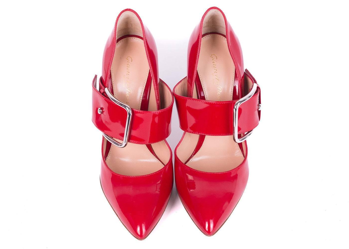 Gianvito Rossi Red Patent Leather MaryJane Pointed Toe Stiletto Heels In New Condition For Sale In Brooklyn, NY