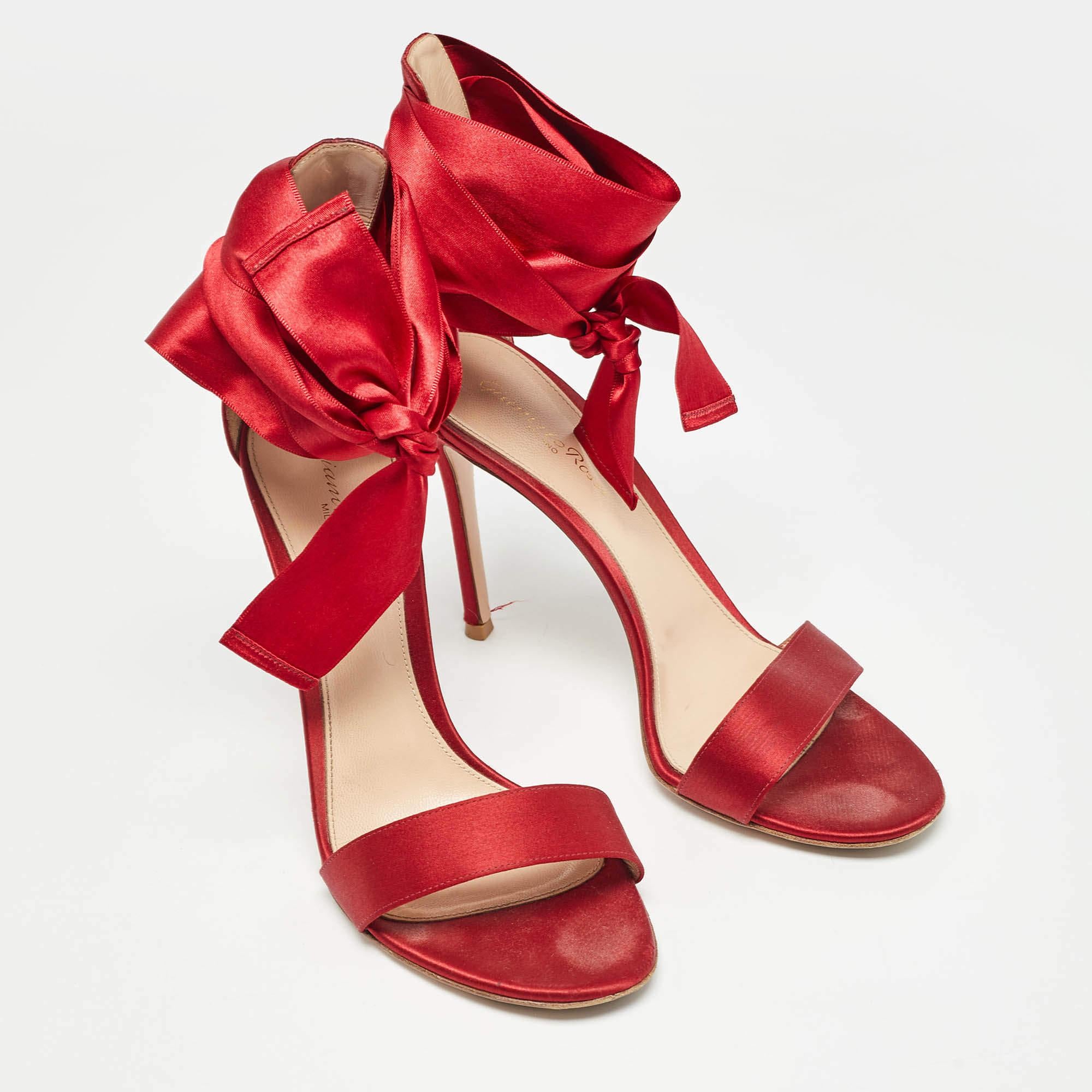 Women's Gianvito Rossi Red Satin Lace Up Gala Open Toe Sandals Size 39.5 For Sale