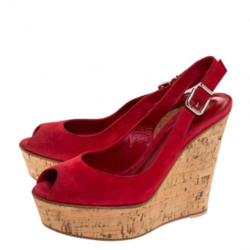 Gianvito Rossi Rotes Wildleder Kork Keil Peep Toe Plateau Sandalen Größe 38.5 Damen im Angebot
