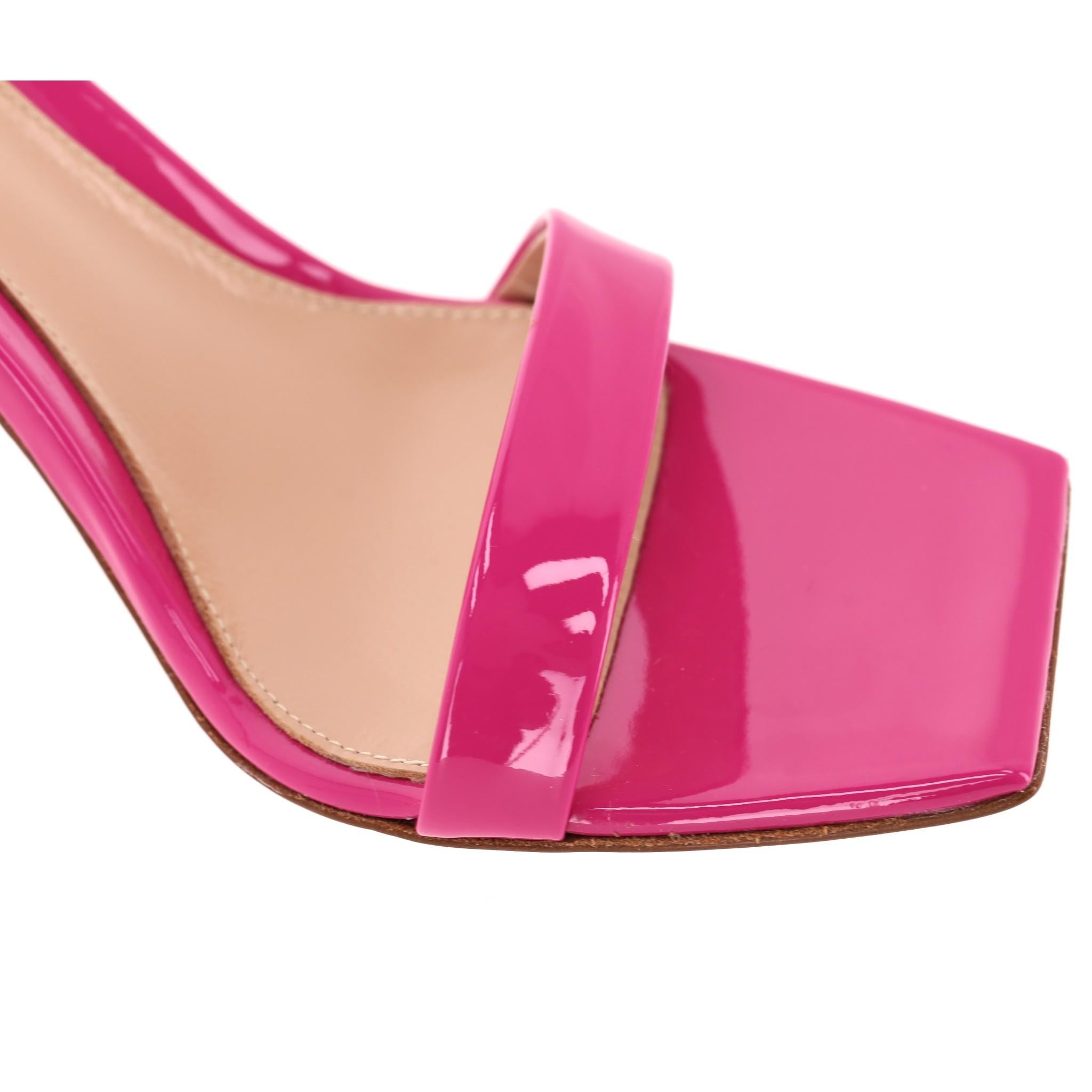 Gianvito Rossi Sandalias de charol con hebilla de lazo en venta 4