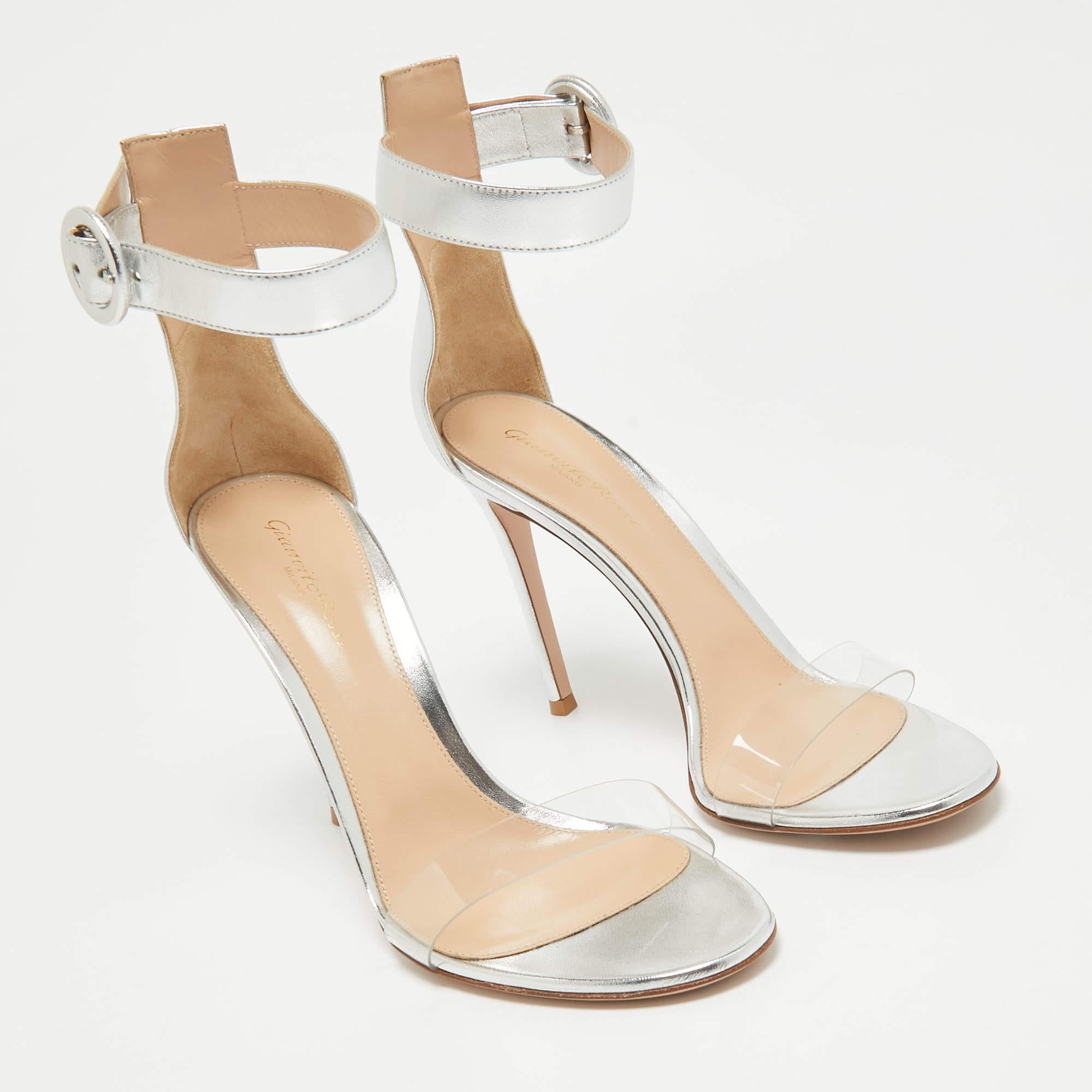 Gianvito Rossi Silver Leather and PVC Portofino Sandals Size 40.5 In New Condition In Dubai, Al Qouz 2