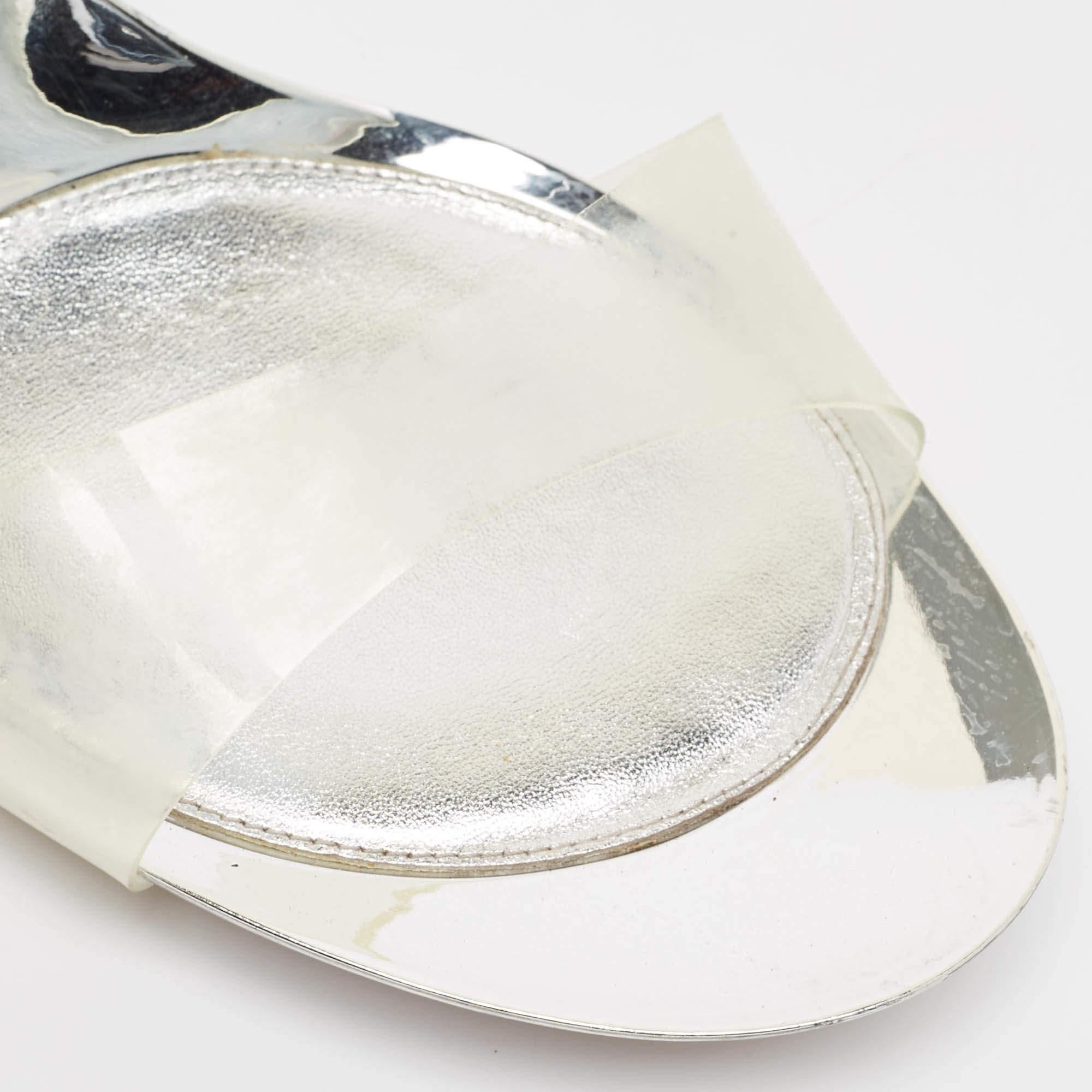 Gianvito Rossi Silver Leather and PVC Spice Sandals Size 41 For Sale 3