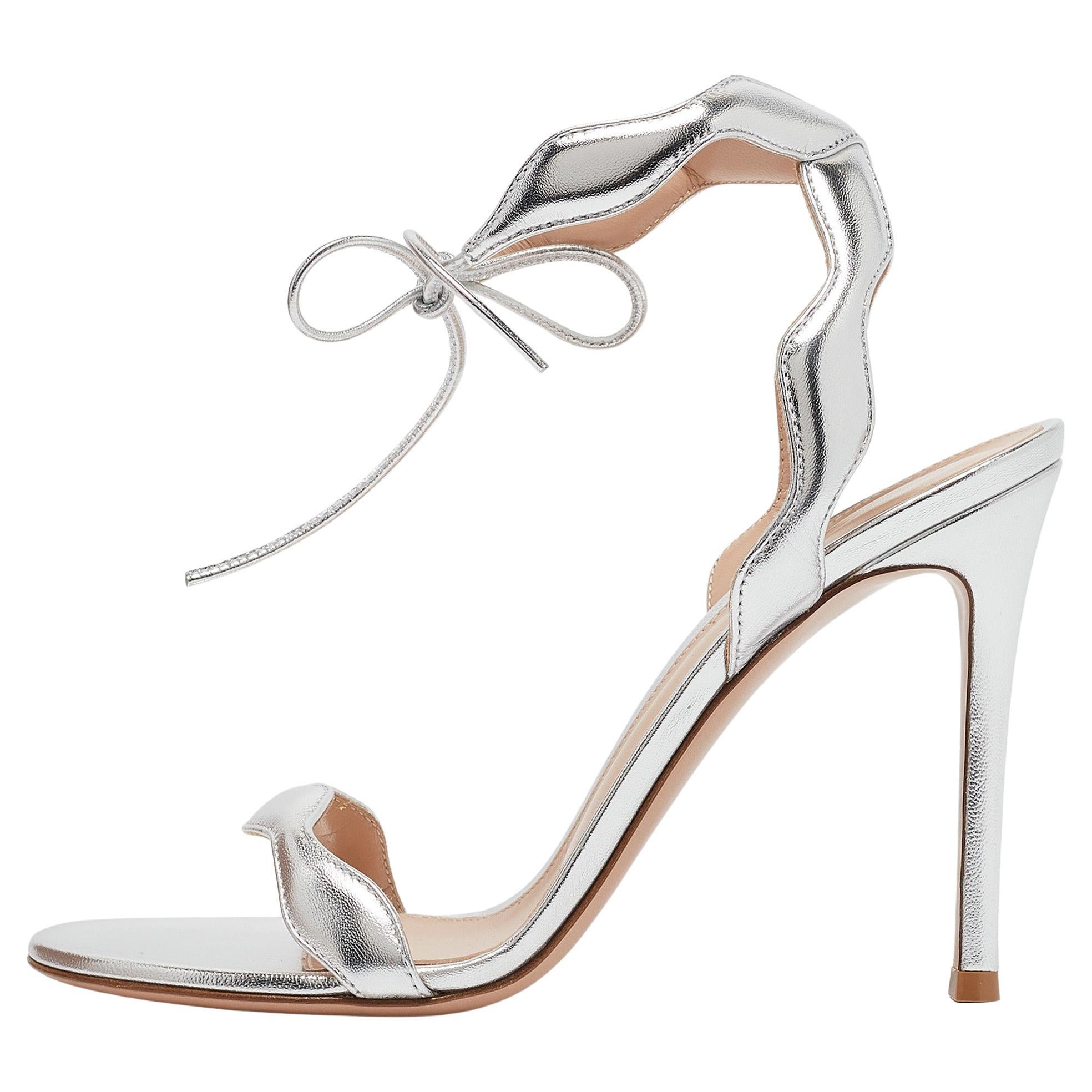Gianvito Rossi Silver Leather Wavy Ankle Tie Sandals Size 37.5 For Sale