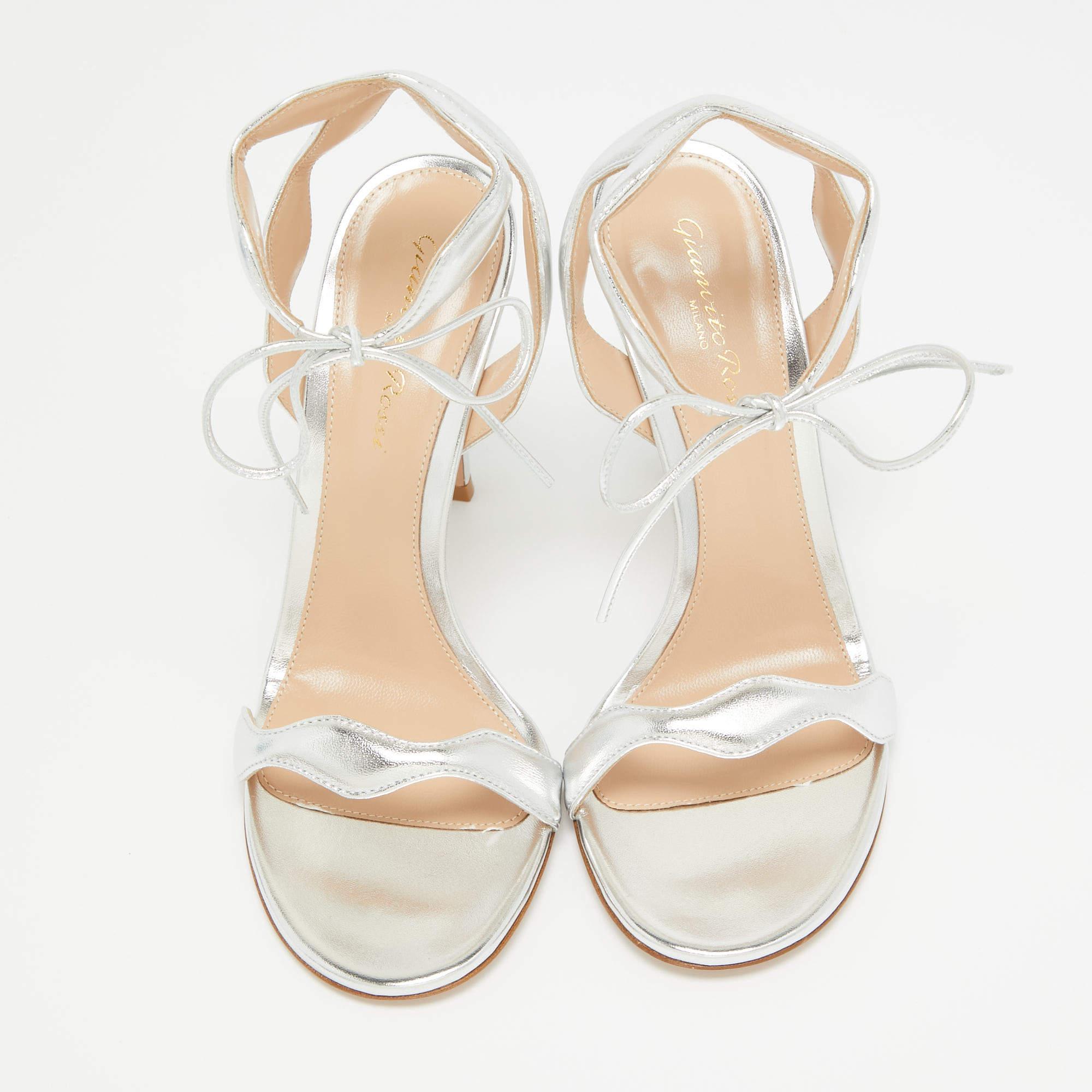 These sandals will frame your feet in an elegant manner. Crafted from quality materials, they display a classy design and comfortable insoles.

Includes
Original Dustbag, Original Box, Info Card, Extra Heel Tips