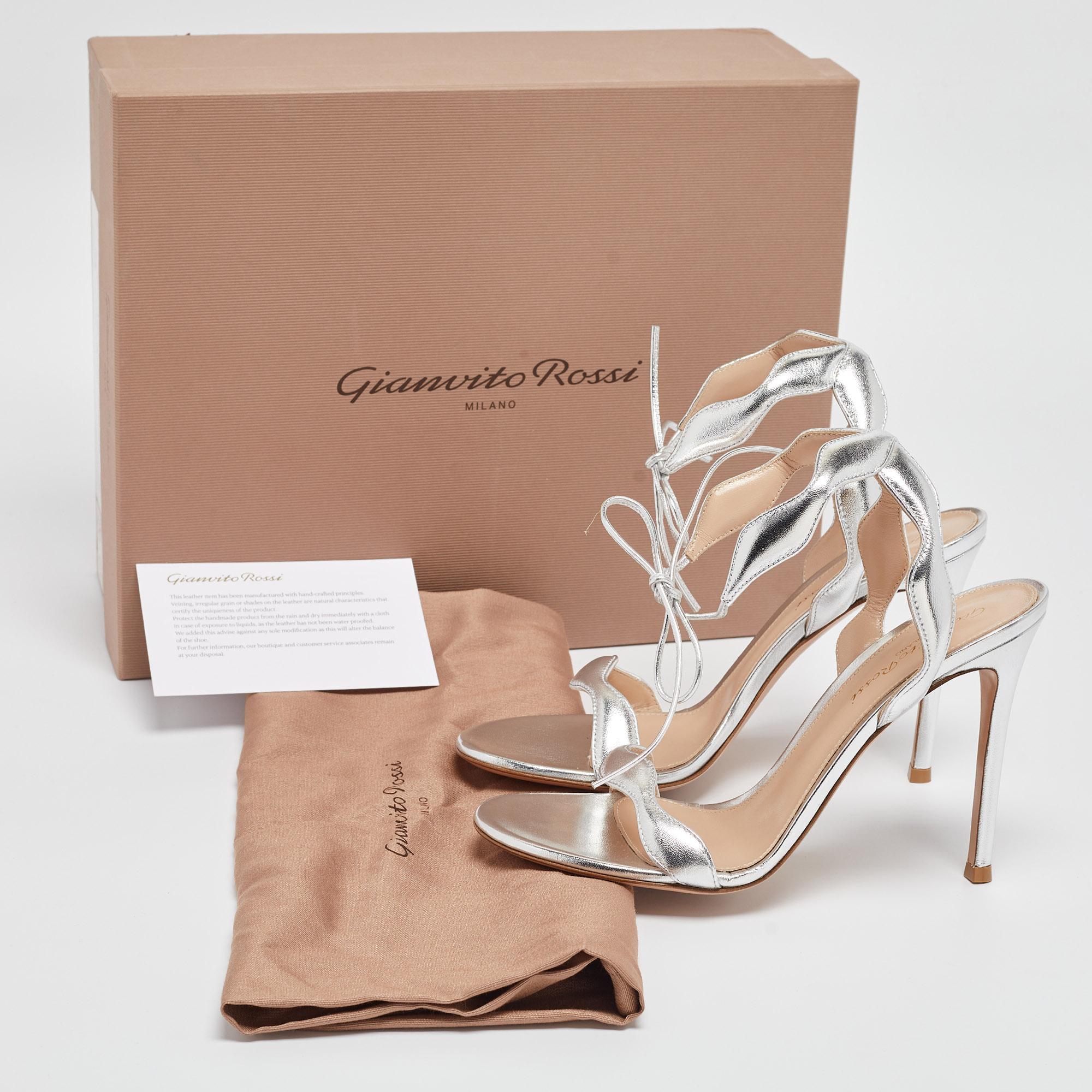 Gianvito Rossi Silver Leather Wavy Ankle Tie Sandals Size 38 For Sale 5