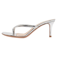 Gianvito Rossi Silver Patent Leather Calypso Thong Sandals Size 37.5