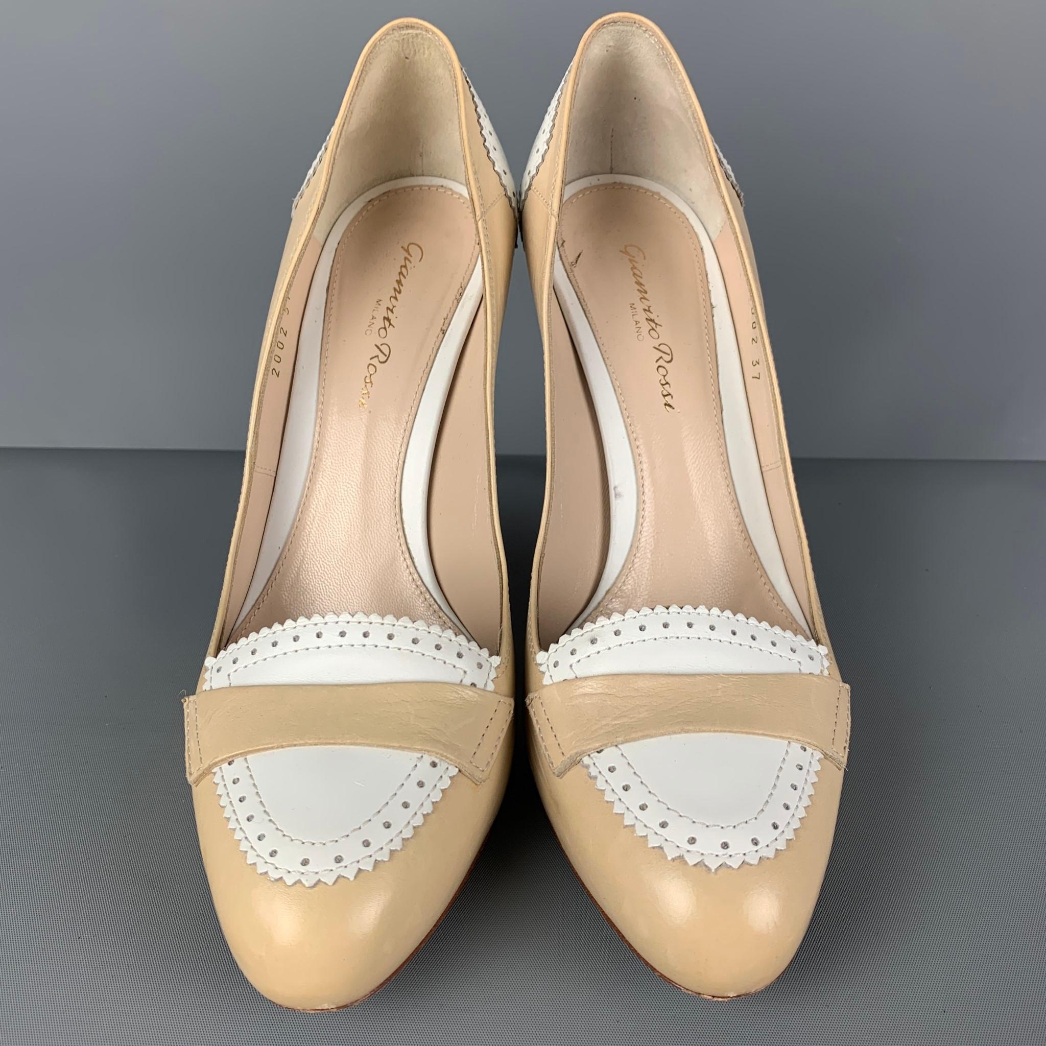 White GIANVITO ROSSI Size 7 Beige Cream Leather Perforated Pumps