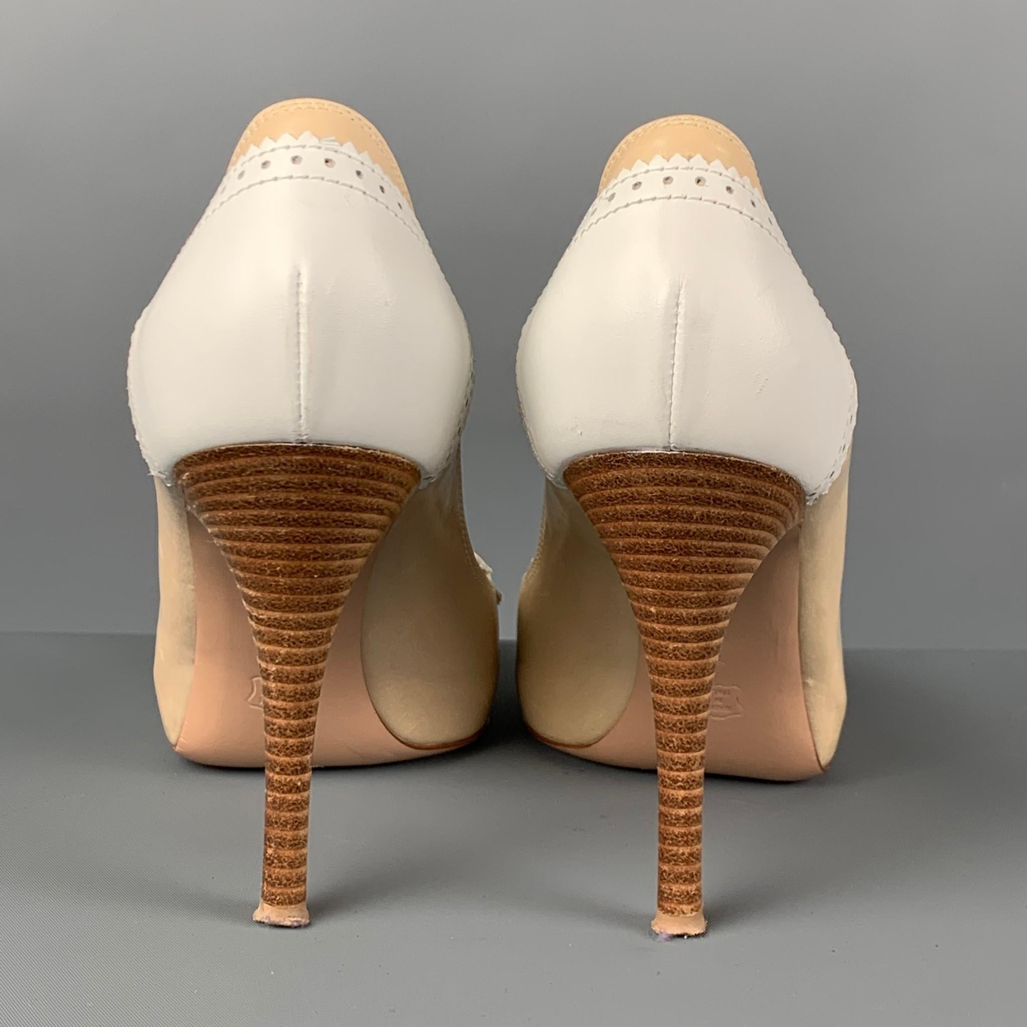 GIANVITO ROSSI Size 7 Beige Cream Leather Perforated Pumps In Good Condition In San Francisco, CA