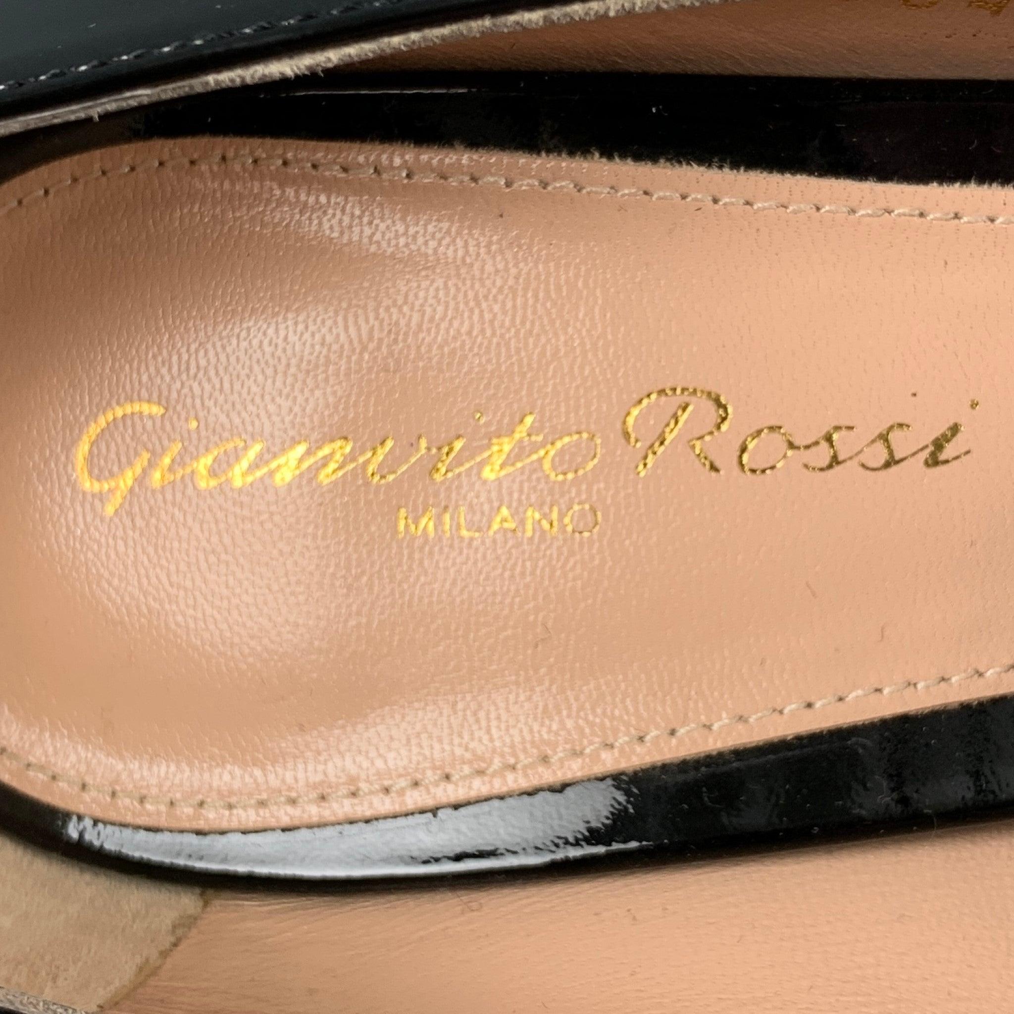 GIANVITO ROSSI Size 7.5 Black Patent Leather Classic Pumps For Sale 2