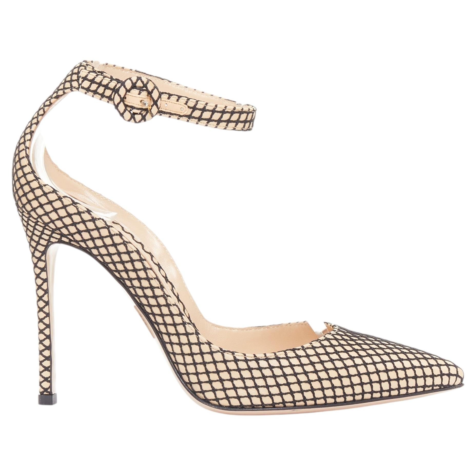 Gianvito Rossi Sofia – Pumps aus nudefarbenem Nappaleder mit schwarzen Netz-Riemchen, Größe 37,5