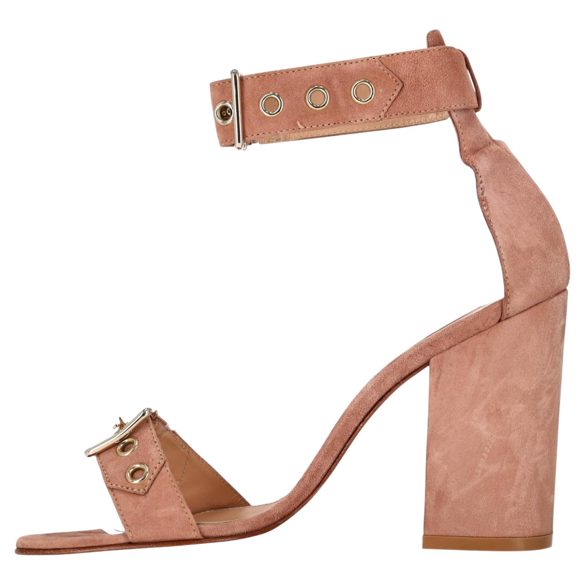 Gianvito Rossi Sandalen aus Wildleder mit Schnallenverschluss