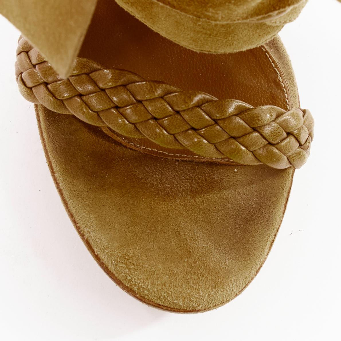 GIANVITO ROSSI Hellbraunes Wildleder mit geflochtenem Riemen und Schleife, Blockabsatz EU37 im Angebot 1