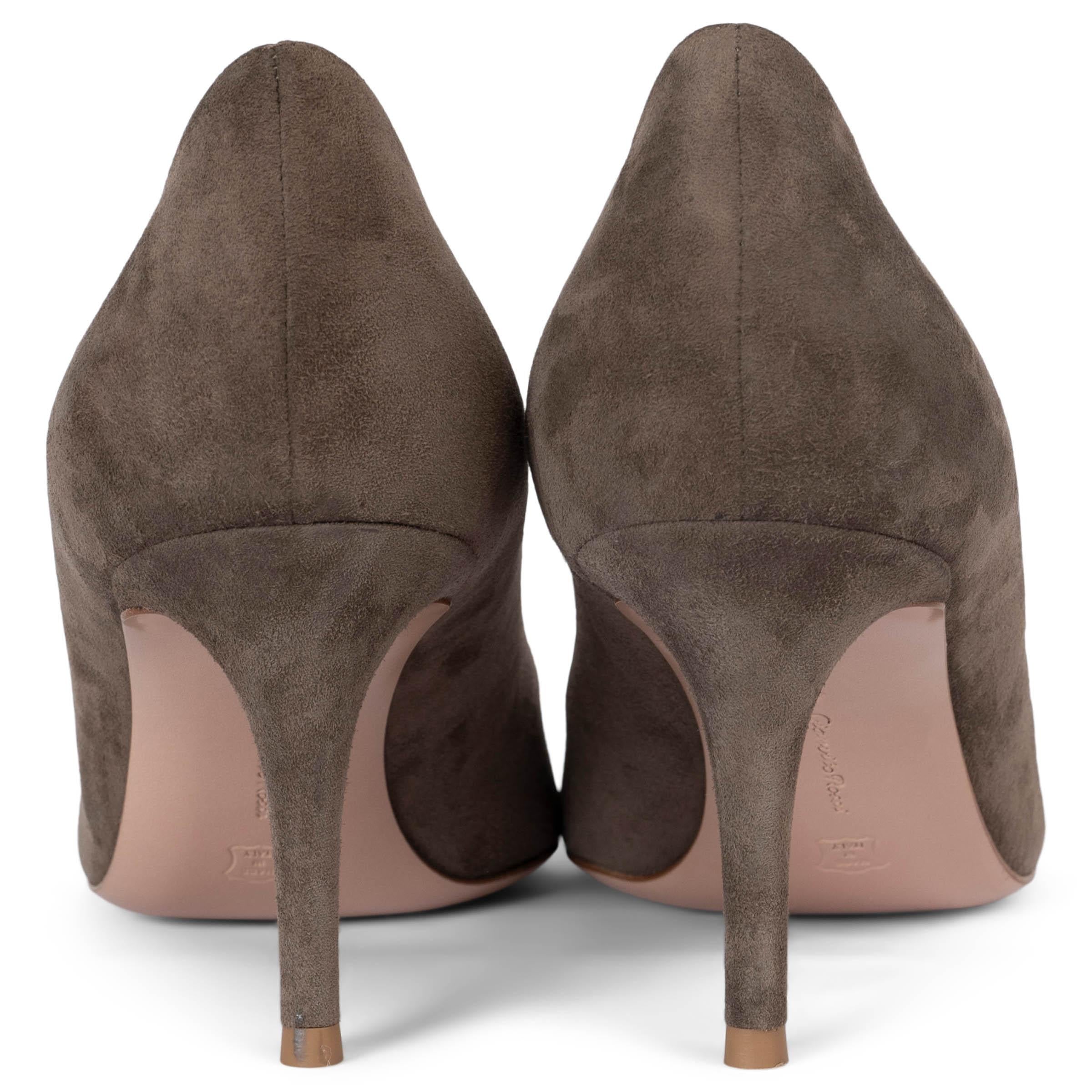 GIANVITO ROSSI taupe suede GIANVITO 70 Pumps Shoes 40 In Excellent Condition For Sale In Zürich, CH
