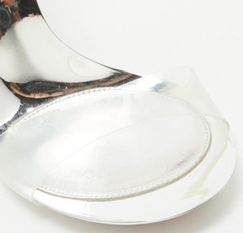 Gianvito Rossi Transparente Sandalen aus PVC und Leder mit Knöchelkrawatte Größe 36 Damen im Angebot