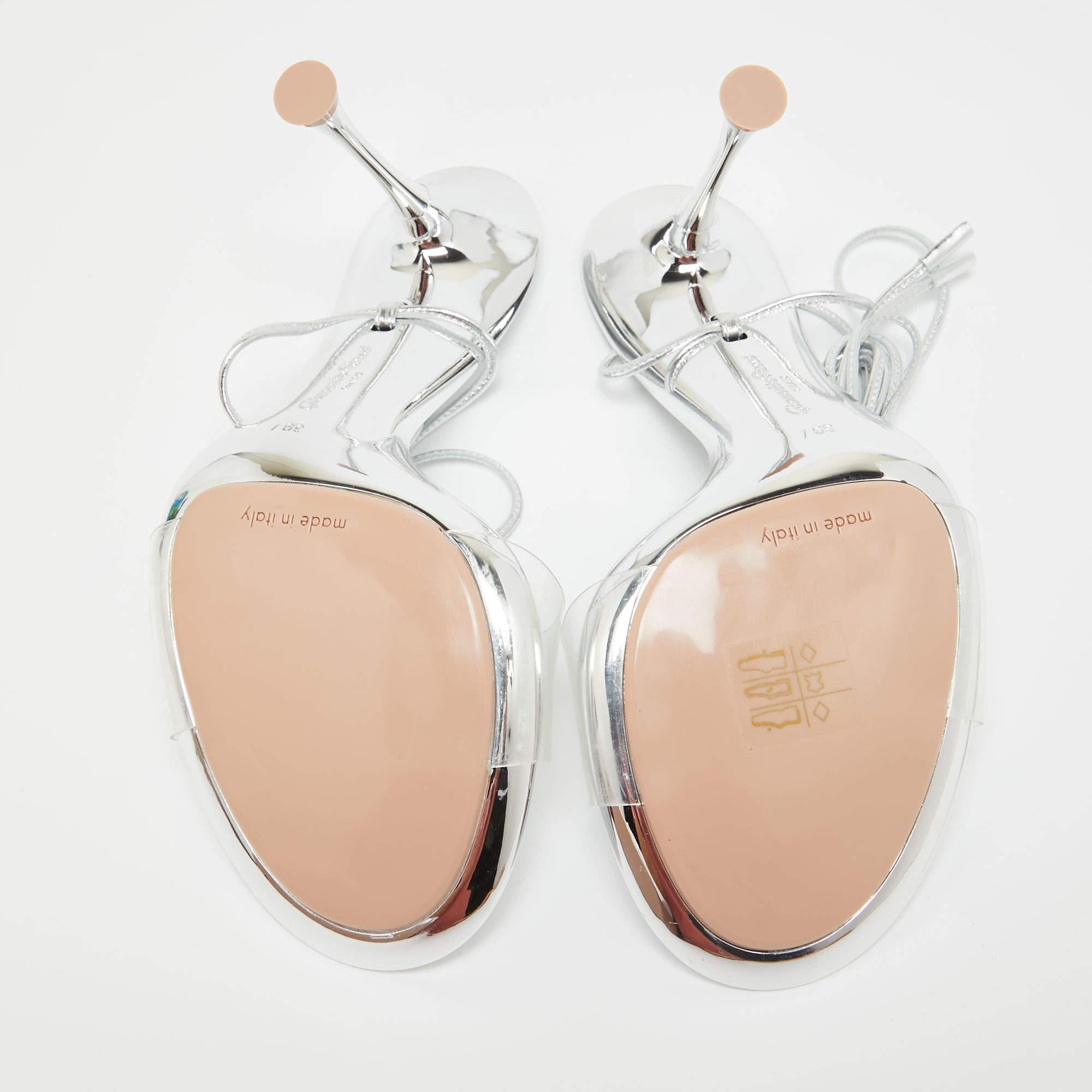 Gianvito Rossi Transparent PVC and Leather Spice Sandals Size 39.5 For Sale 2