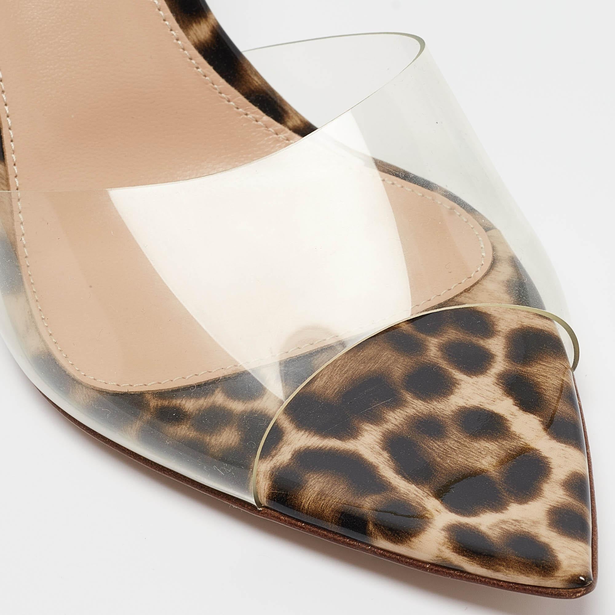 Gianvito Rossi Transparent PVC Elle Slide Sandals Size 38.5 In Excellent Condition For Sale In Dubai, Al Qouz 2