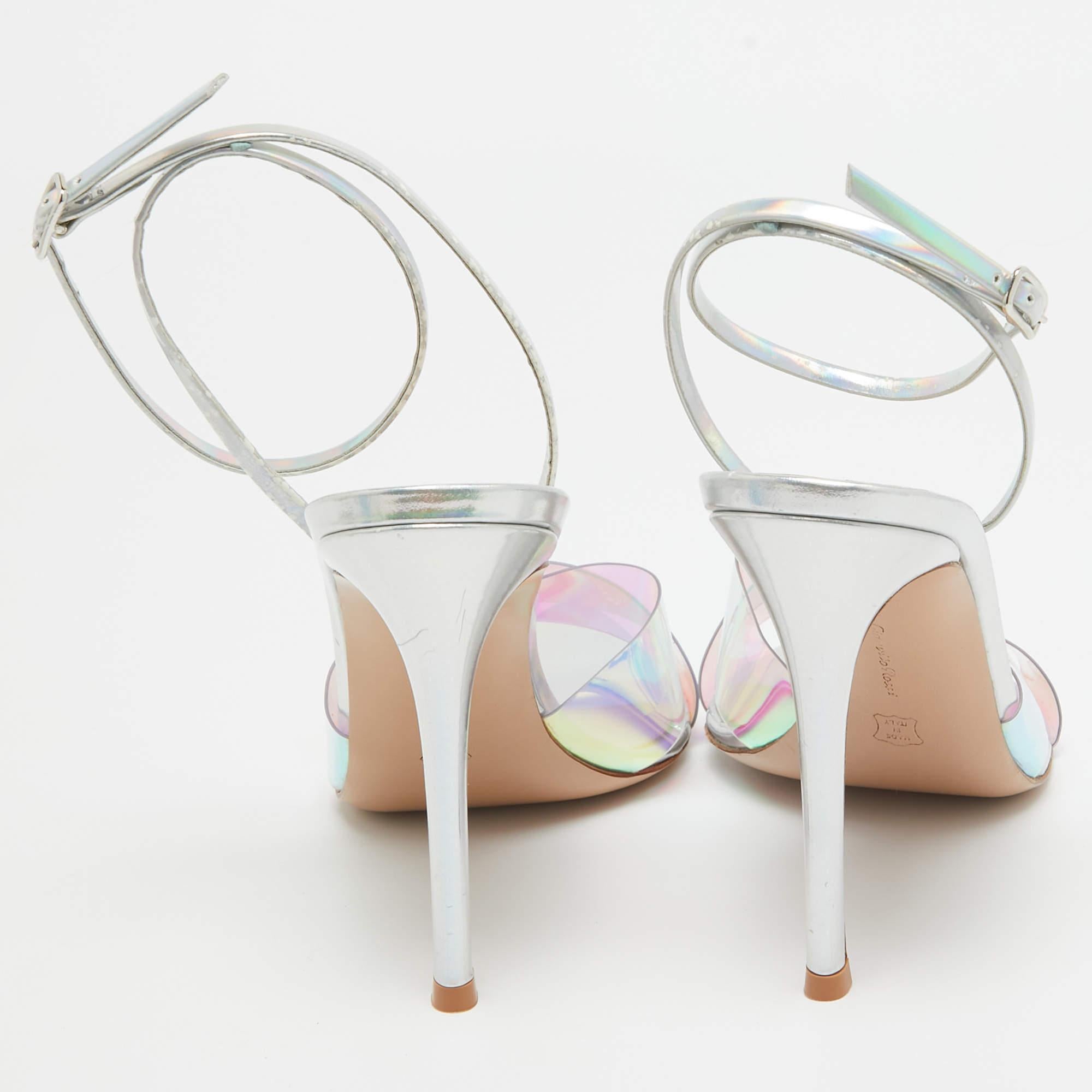 Gianvito Rossi Transperent PVC Plexi Stark Slides Size 39 For Sale 1