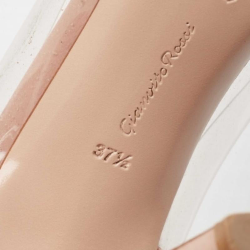 Gianvito Rossi Bombas de pitón bicolor y plexiglás de PVC Talla 37.5 en venta 4