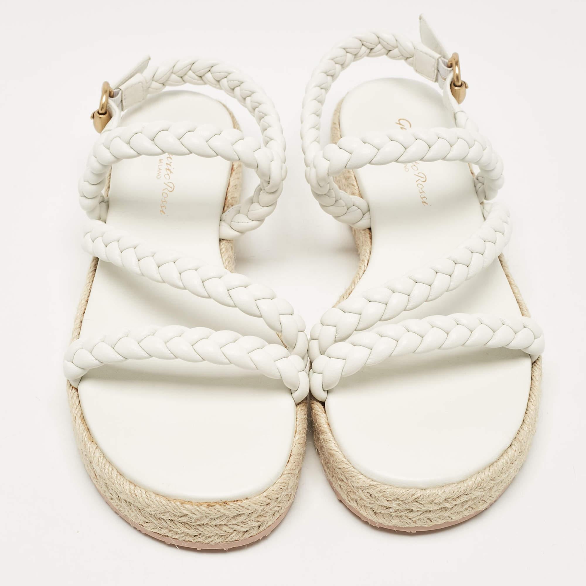 Gianvito Rossi White Braided Leather Platform Espadrille Sandals Size 36.5 In New Condition For Sale In Dubai, Al Qouz 2