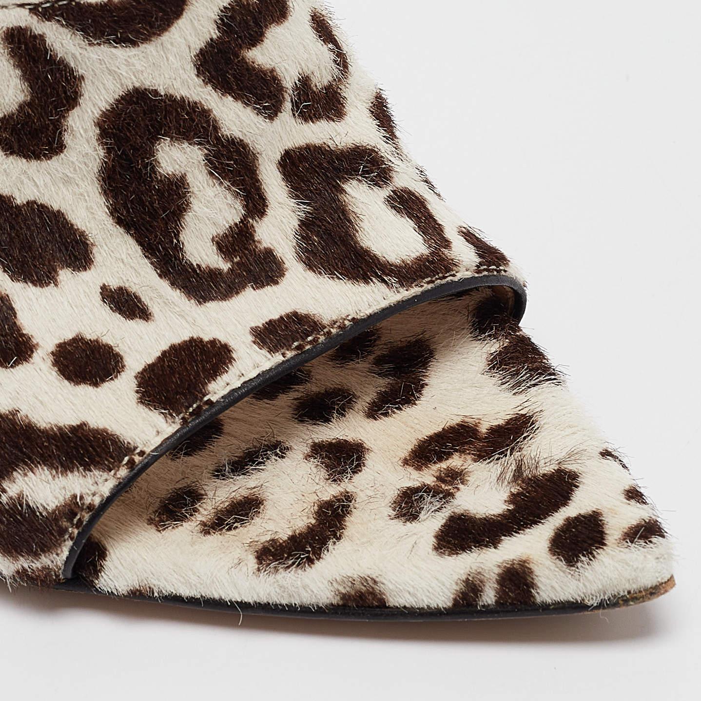 Gianvito Rossi White/Brown Leopard Print Calf Hair Elle Sandals Size 37 For Sale 2