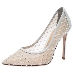 Gianvito Rossi White Lace And Leather Crystal Embellished Pointed Pump Size 36.5