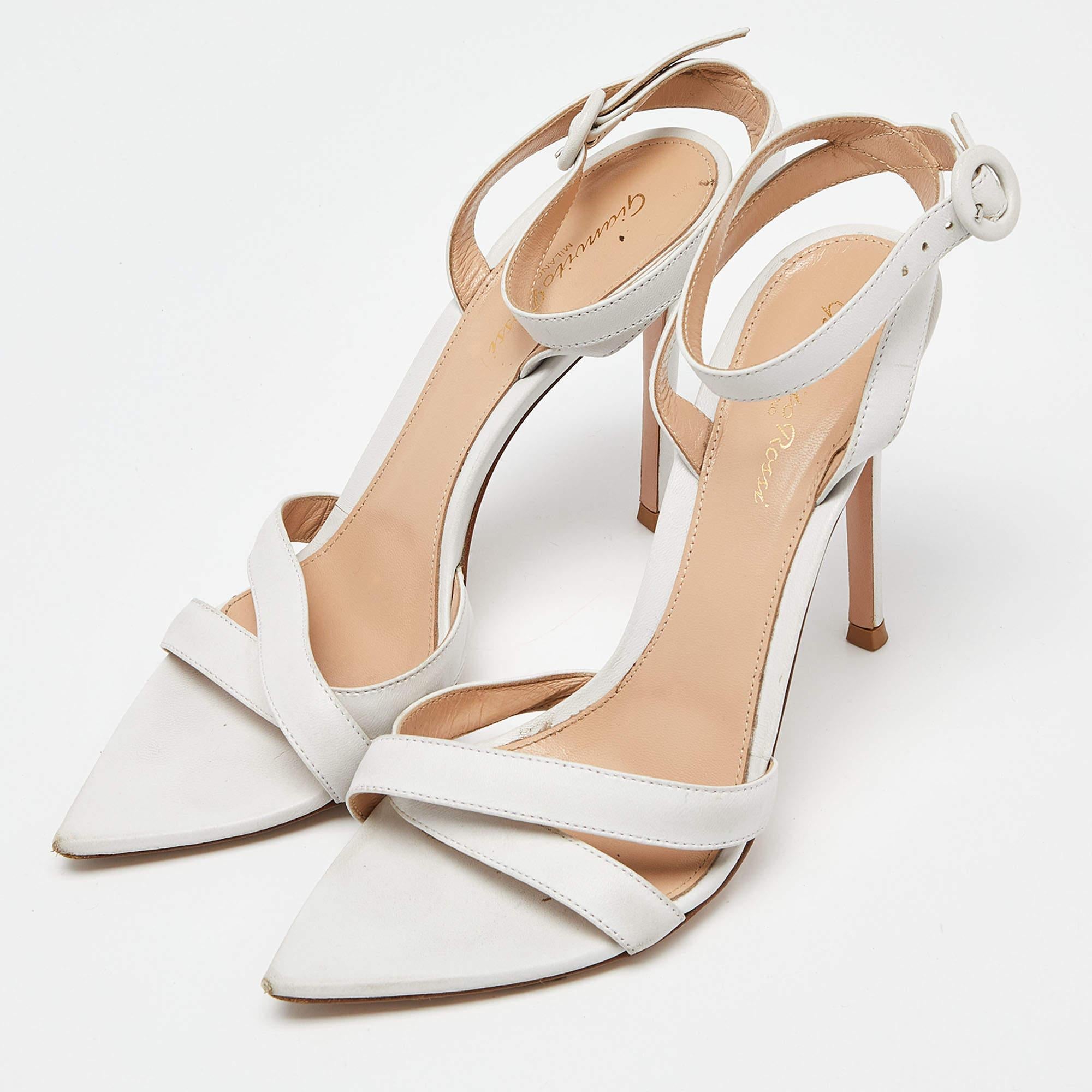 Gianvito Rossi White Leather Ankle Strap Sandals Size 38.5 For Sale 1