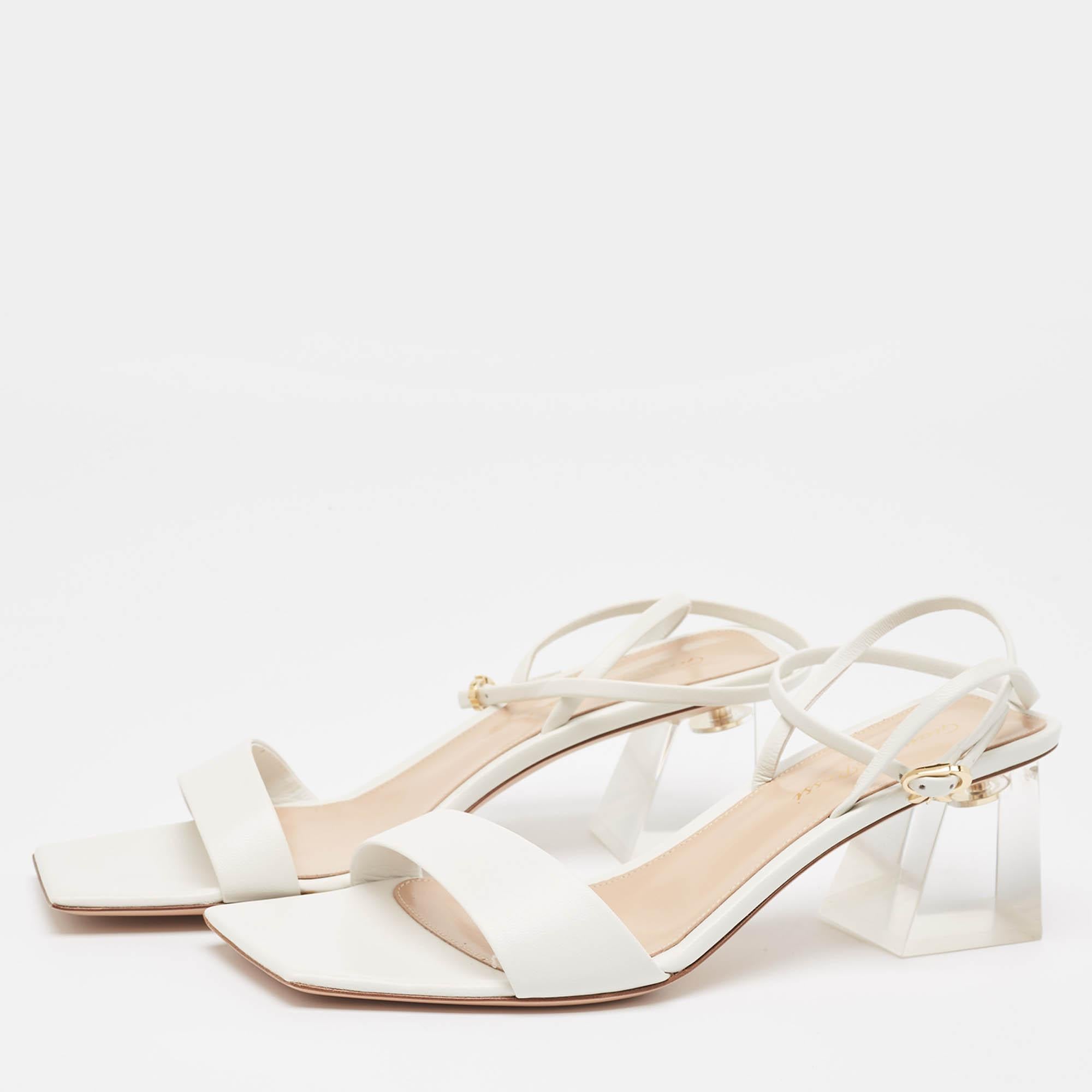 Gianvito Rossi White Leather Cosmic Sandals Size 39.5 For Sale 2