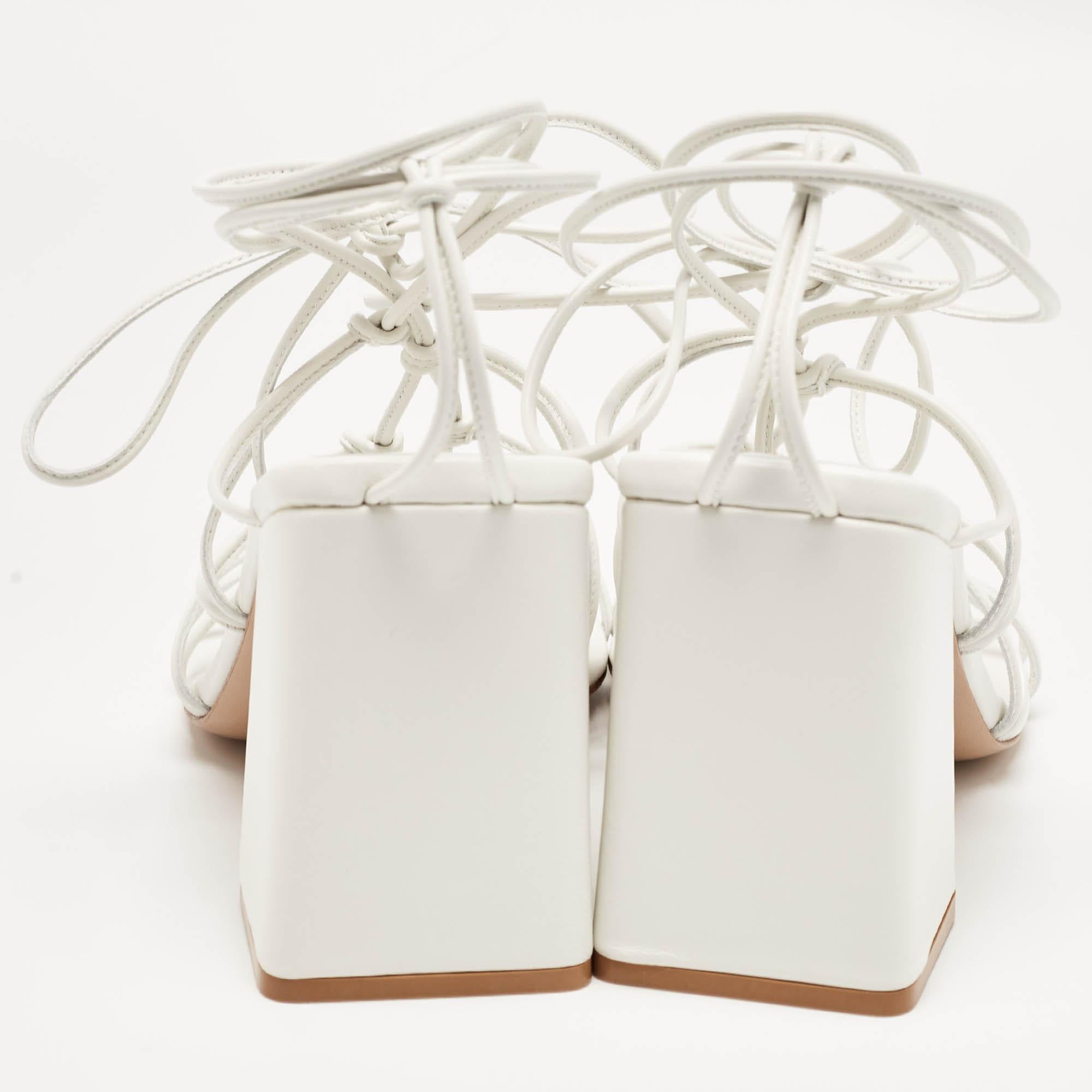 Gianvito Rossi White Leather Minas Sandals Size 40 For Sale 3