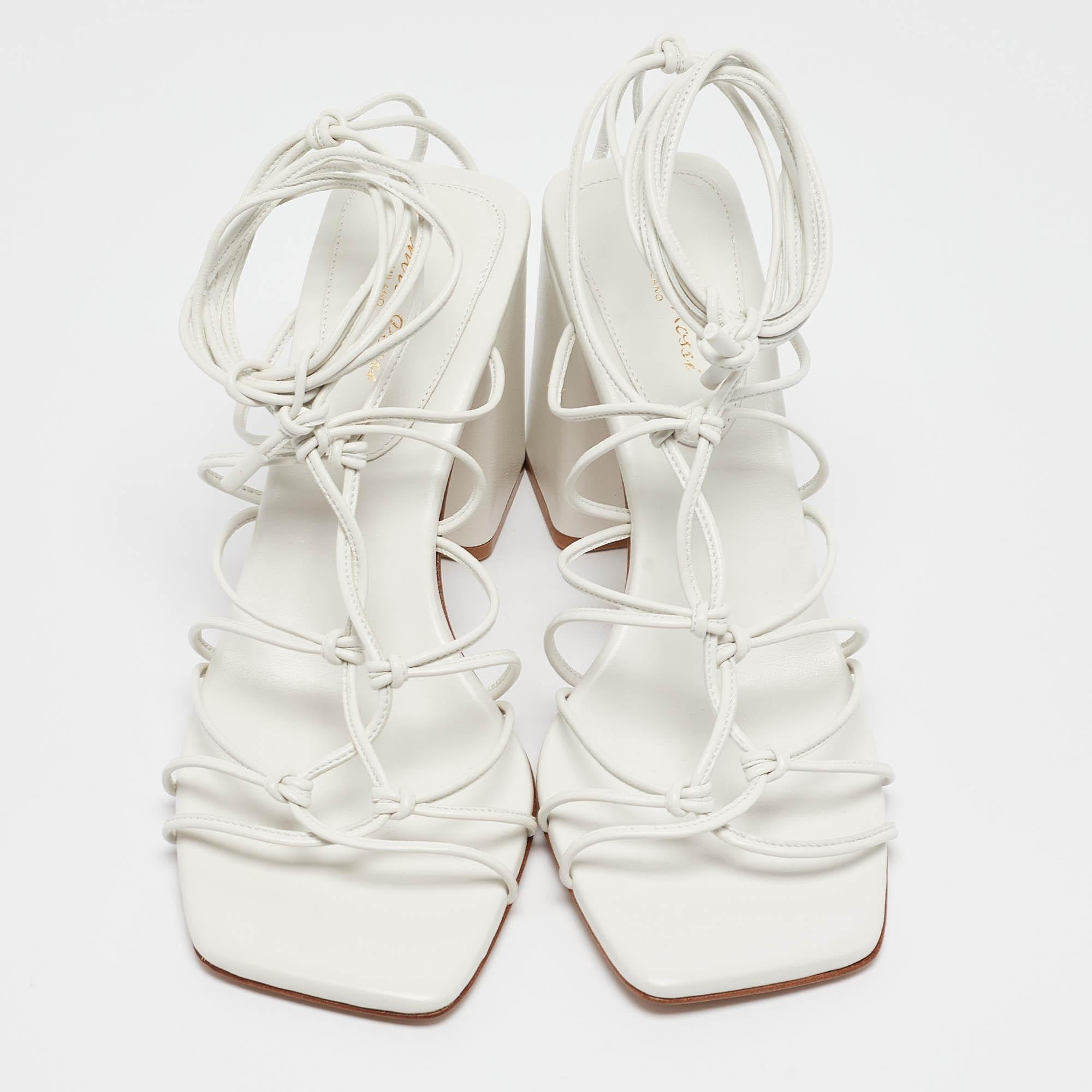 Gianvito Rossi Sandalias Minas Piel Blanca Talla 40.5 Gris en venta