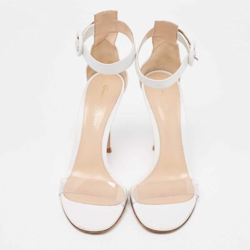 Gianvito Rossi White Leather PVC Open Toe Ankle Strap Sandals Size 37.5 In Good Condition For Sale In Dubai, Al Qouz 2