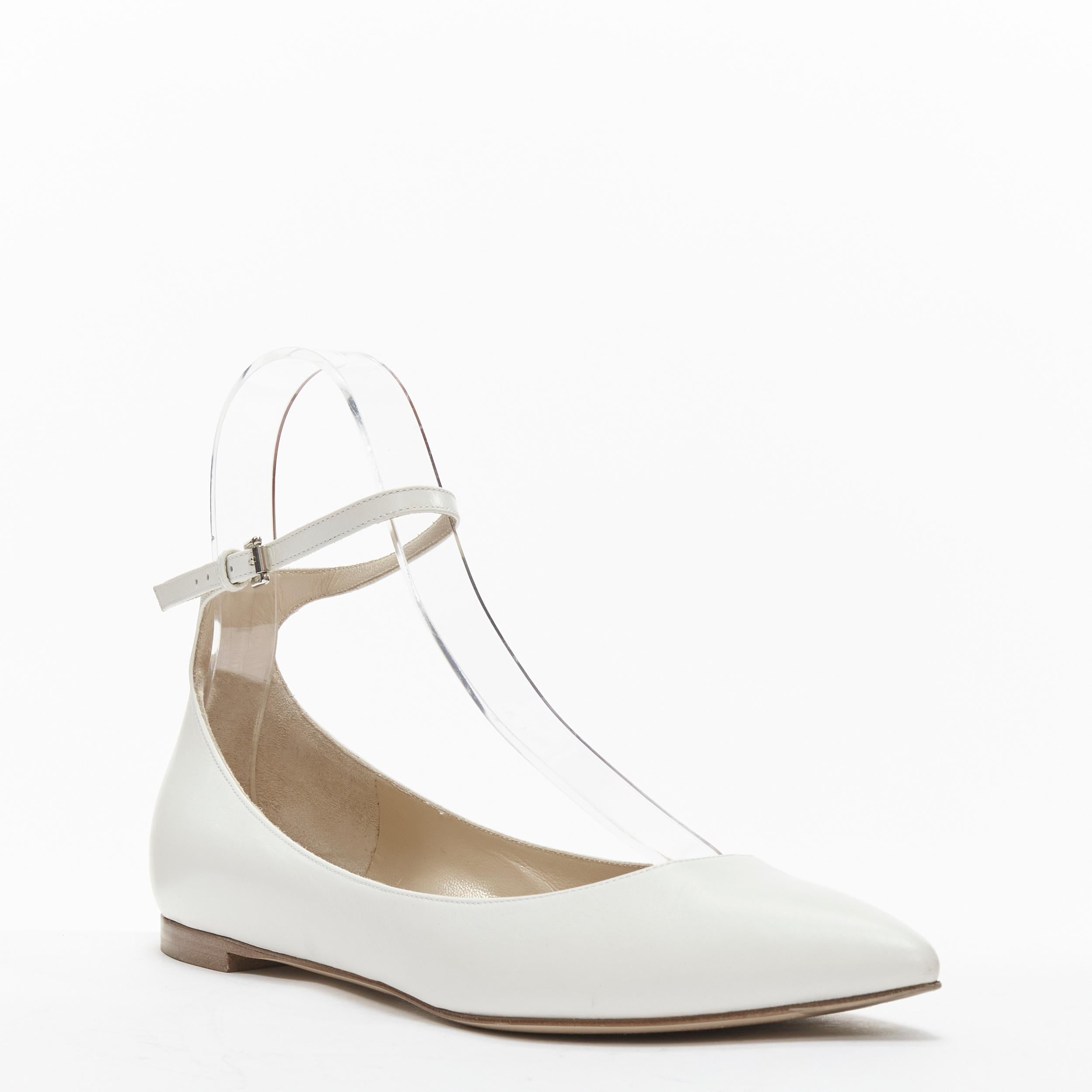 GIANVITO ROSSI white leather skinny ankle strap pointy flats EU37.5
Reference: LNKO/A02103
Brand: Gianvito Rossi
Material: Leather
Color: White
Pattern: Solid
Closure: Ankle Strap
Lining: Leather
Made in: Italy

CONDITION:
Condition: Very good, this