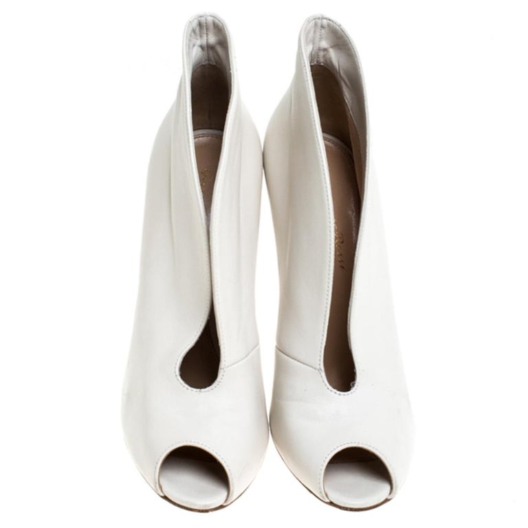 Gianvito Rossi White Leather V Neck Peep Toe Booties Size 37 At 1stdibs Find great deals on peep toe booties at kohl's today! gianvito rossi white leather v neck peep toe booties size 37