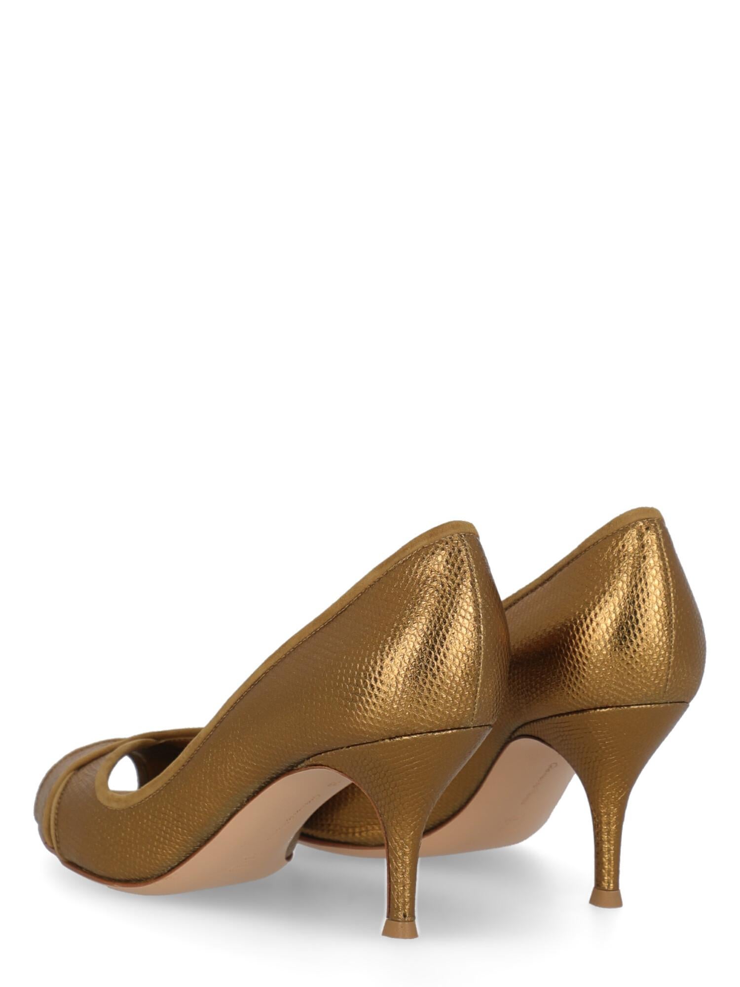 Brown Gianvito Rossi Women  Pumps Gold Leather IT 38 For Sale