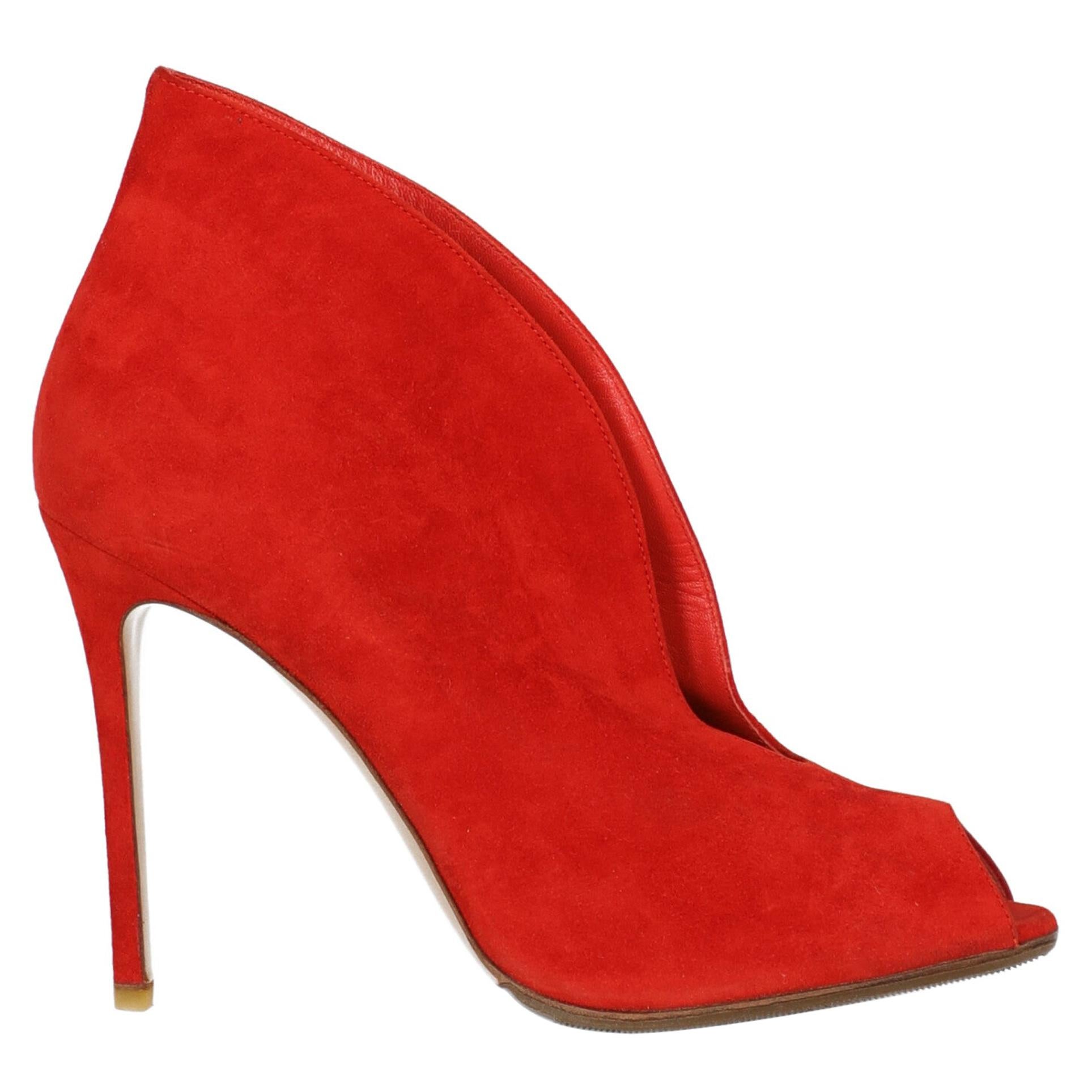 Gianvito Rossi Solid Red Leather Ankle Strap Pumps For Sale at 1stDibs