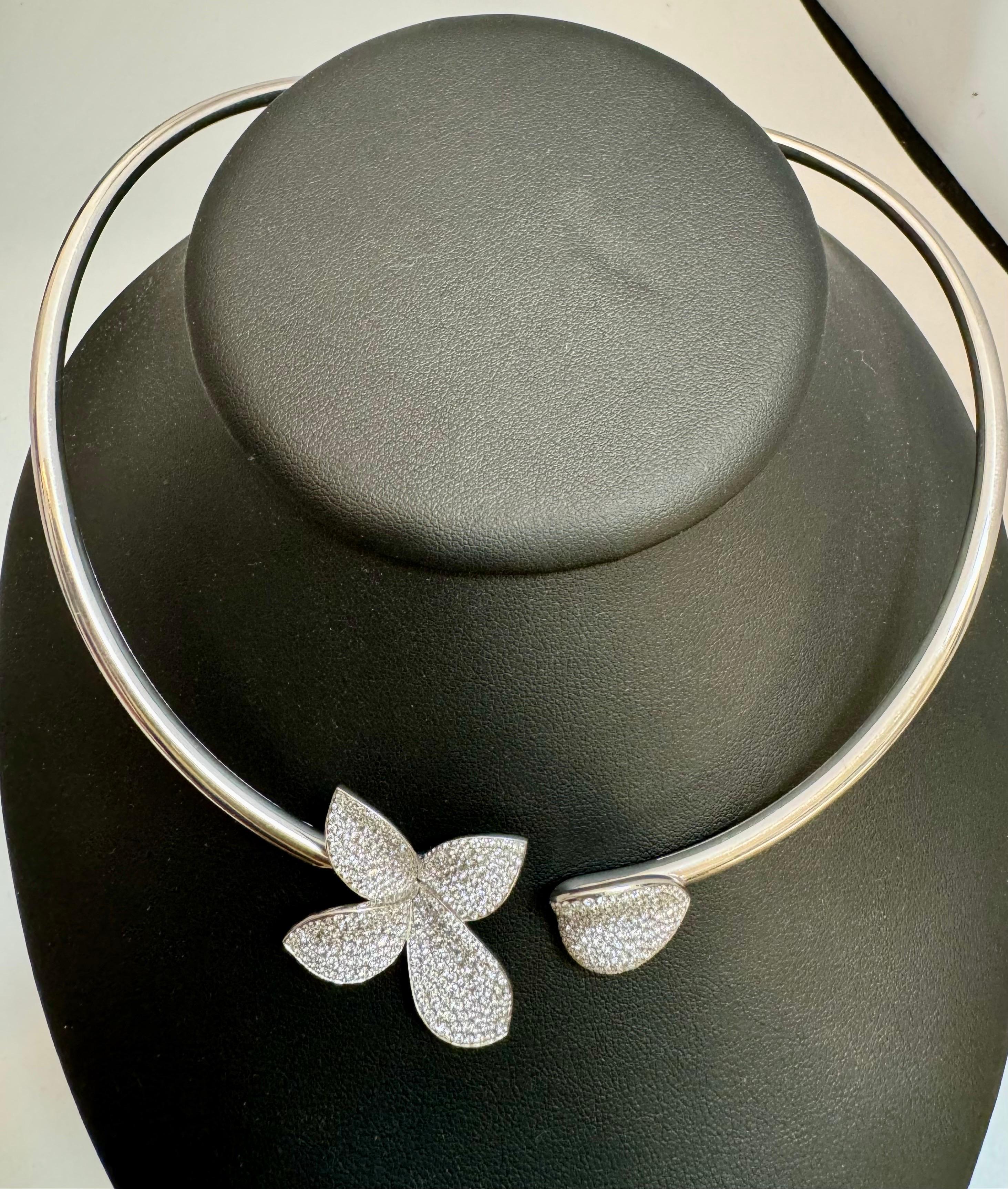 GIARDINI SEGRETI COLLIER , Collana a fiore singolo in oro bianco 18k con diamanti in vendita 6