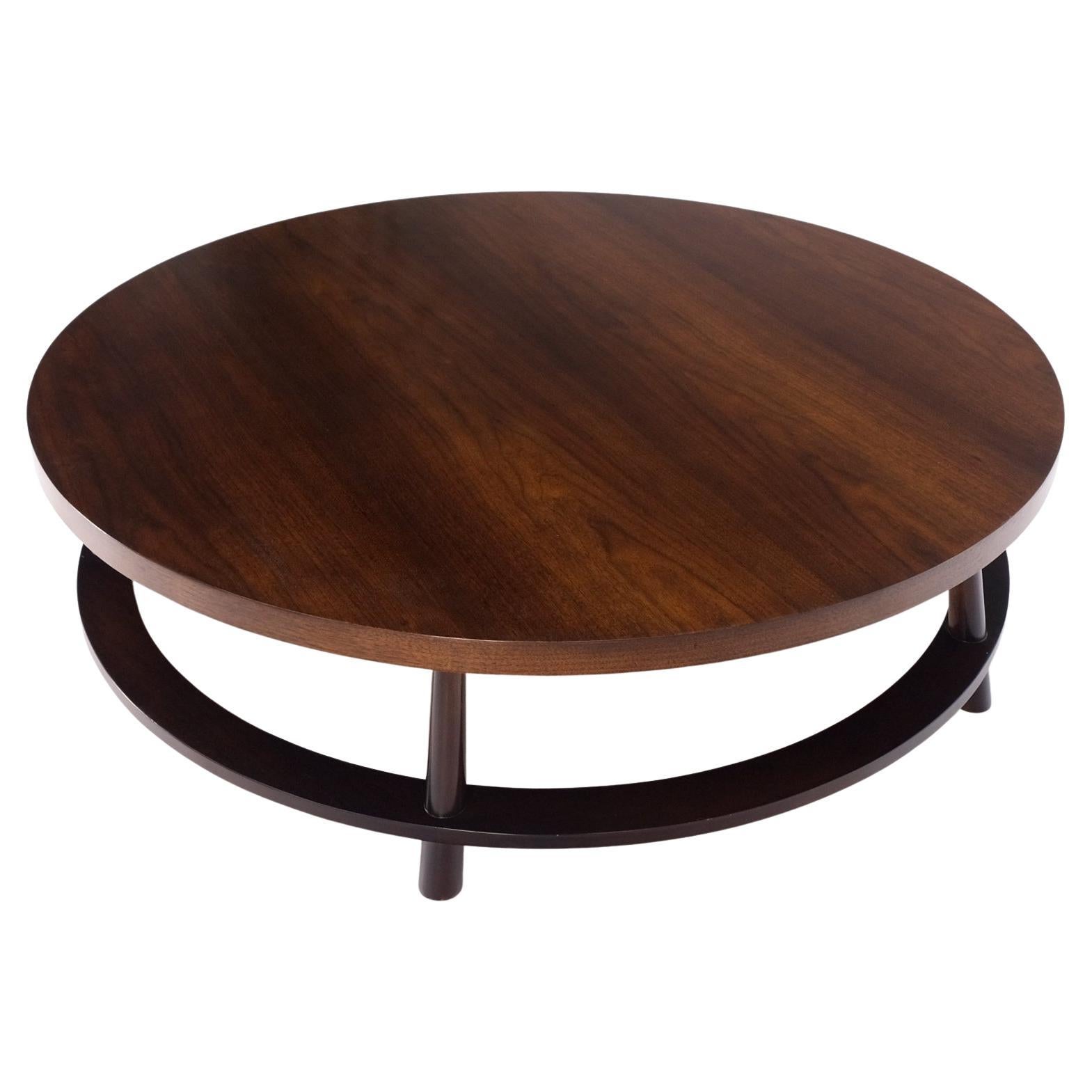 Gibbings pour Widdicomb table basse ronde moderne mi-siècle avec pieds fuselés en noyer