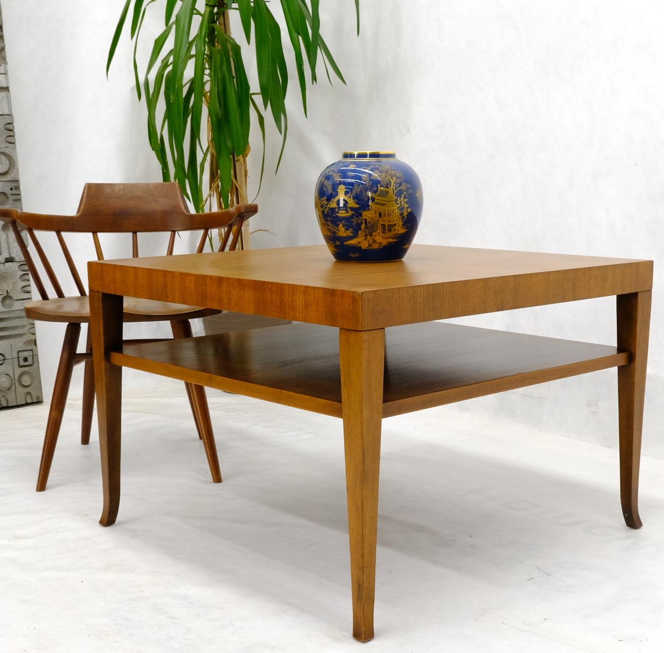 Table basse centrale carrée à deux niveaux en noyer Gibbings pour Widdicomb en vente 7