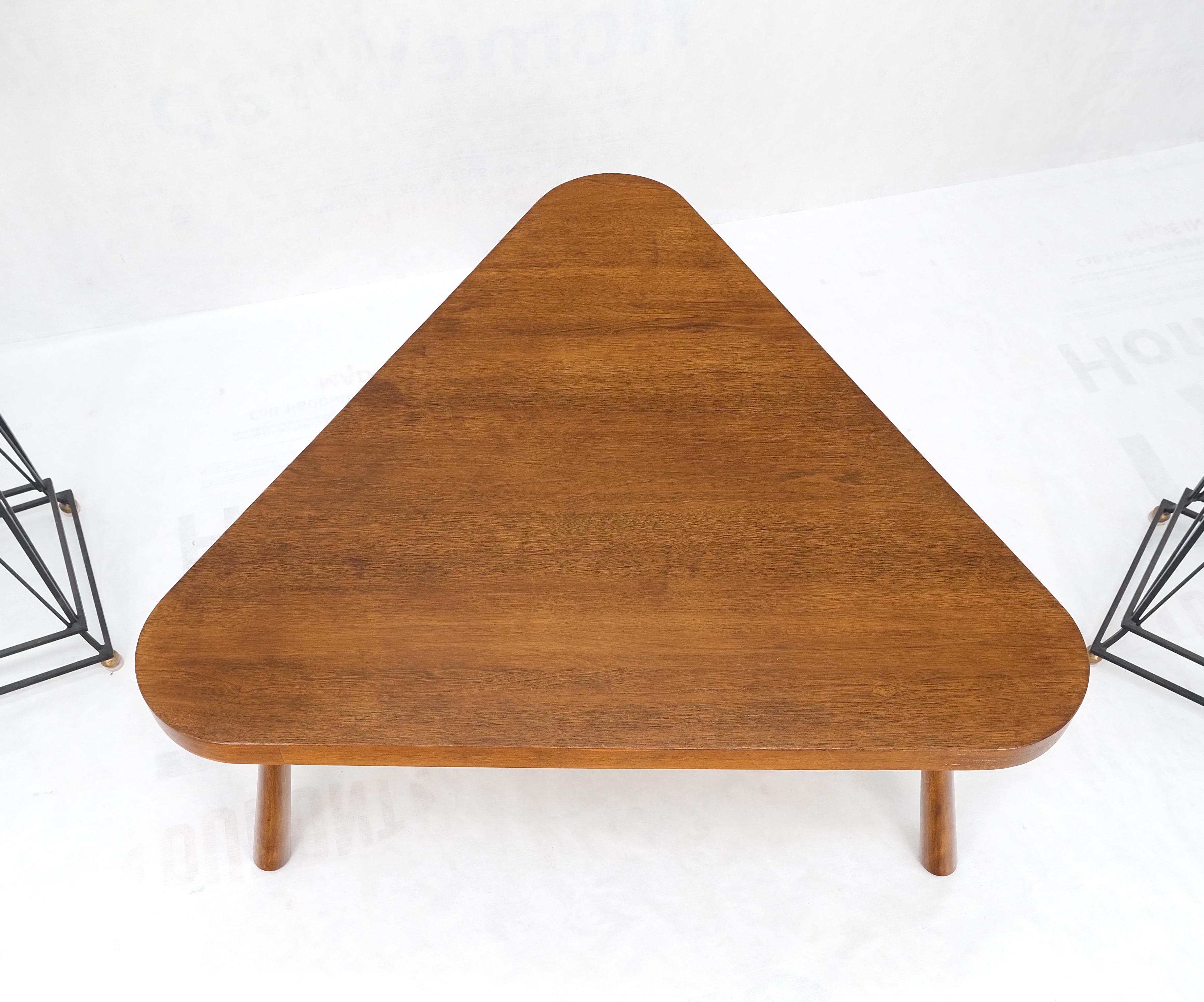 Gibbings for Widdicomb Triangular Tapered Dowel Leg Coffee Side Table Mint! For Sale 3