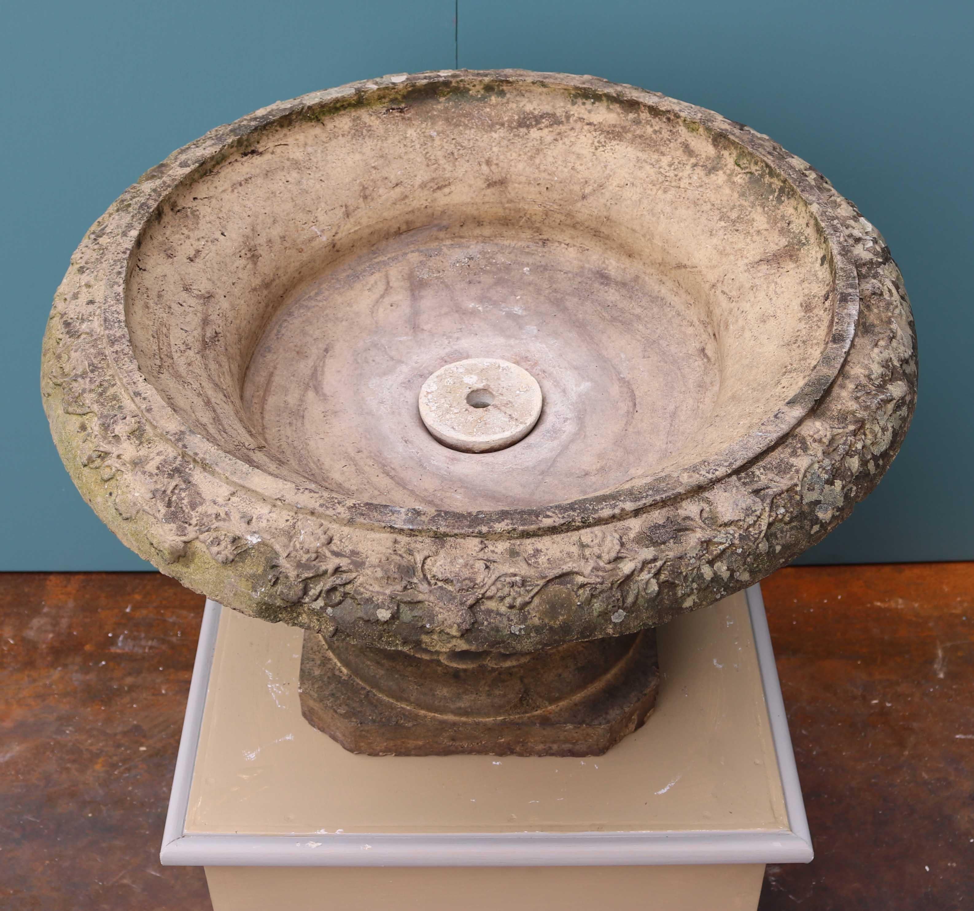 Gibbs & Canning Antique Garden Urn In Good Condition In Wormelow, Herefordshire