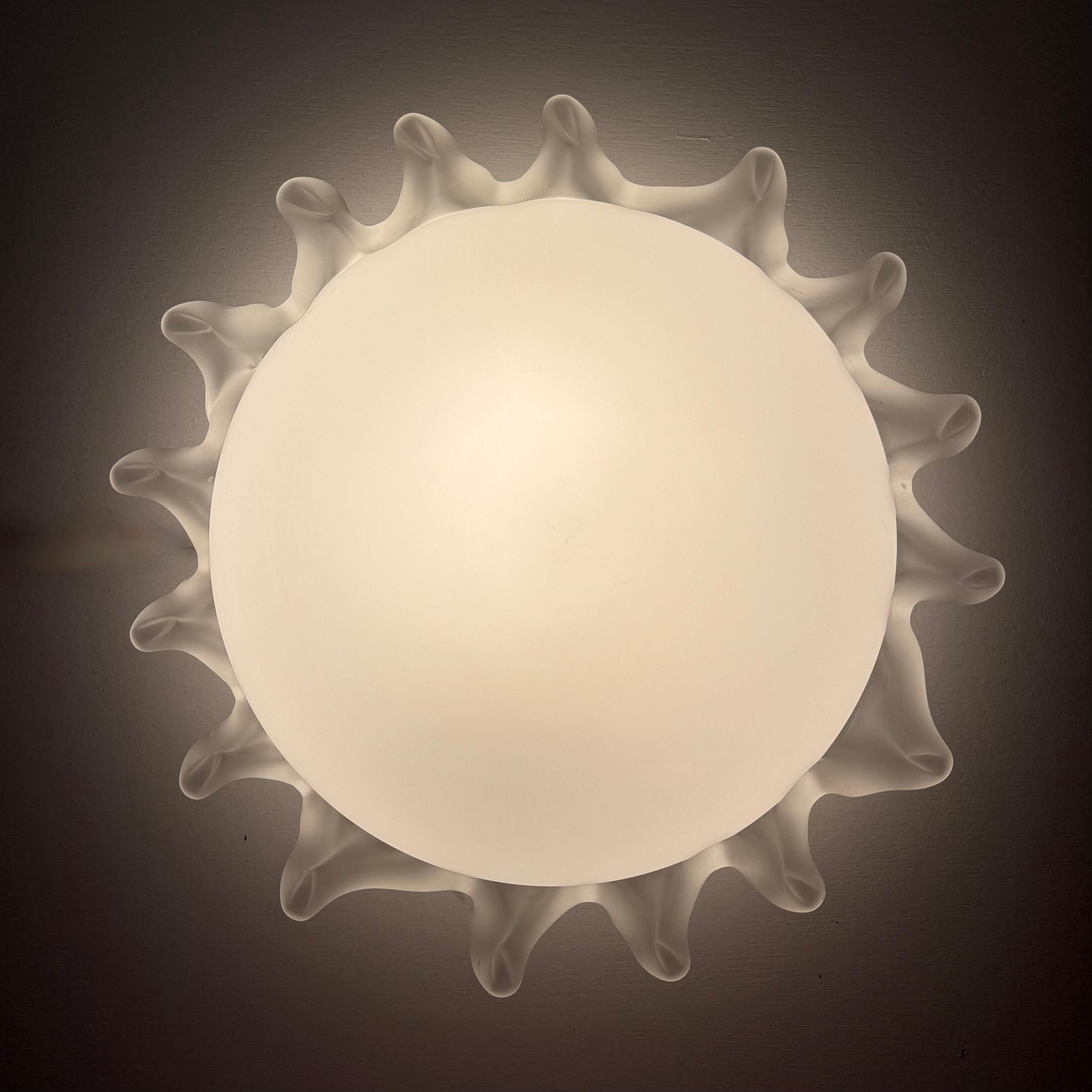 Fin du 20e siècle Applique italienne en verre de Murano soleil , 1970 en vente