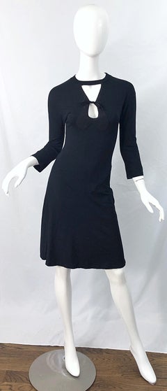 Gibo Early 2000s Italian Made Size 40 Black Cut - Out 3/4 Sleeves Dress